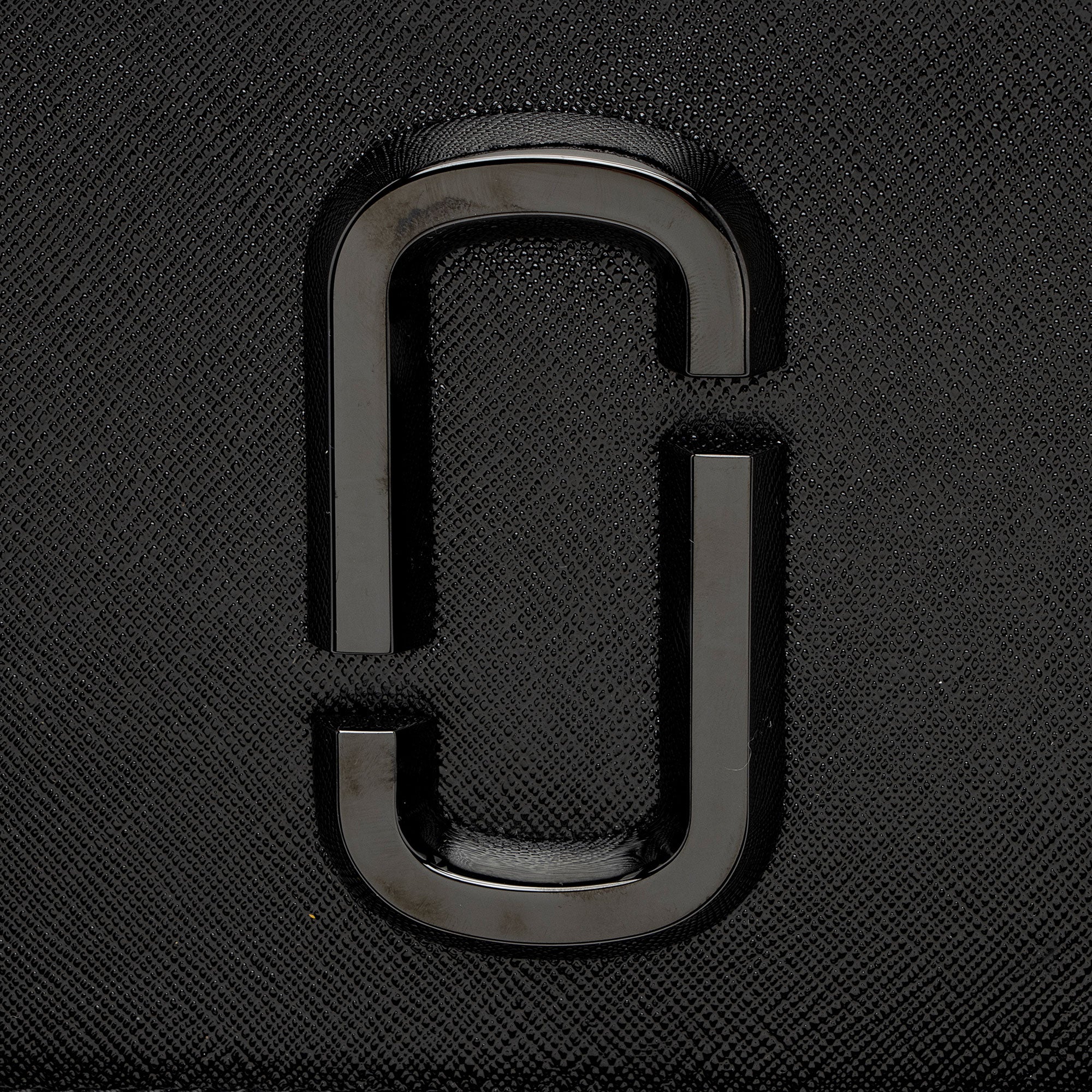 Marc Jacobs Leather Snapshot Camera Bag (SHF-DPDW1G)