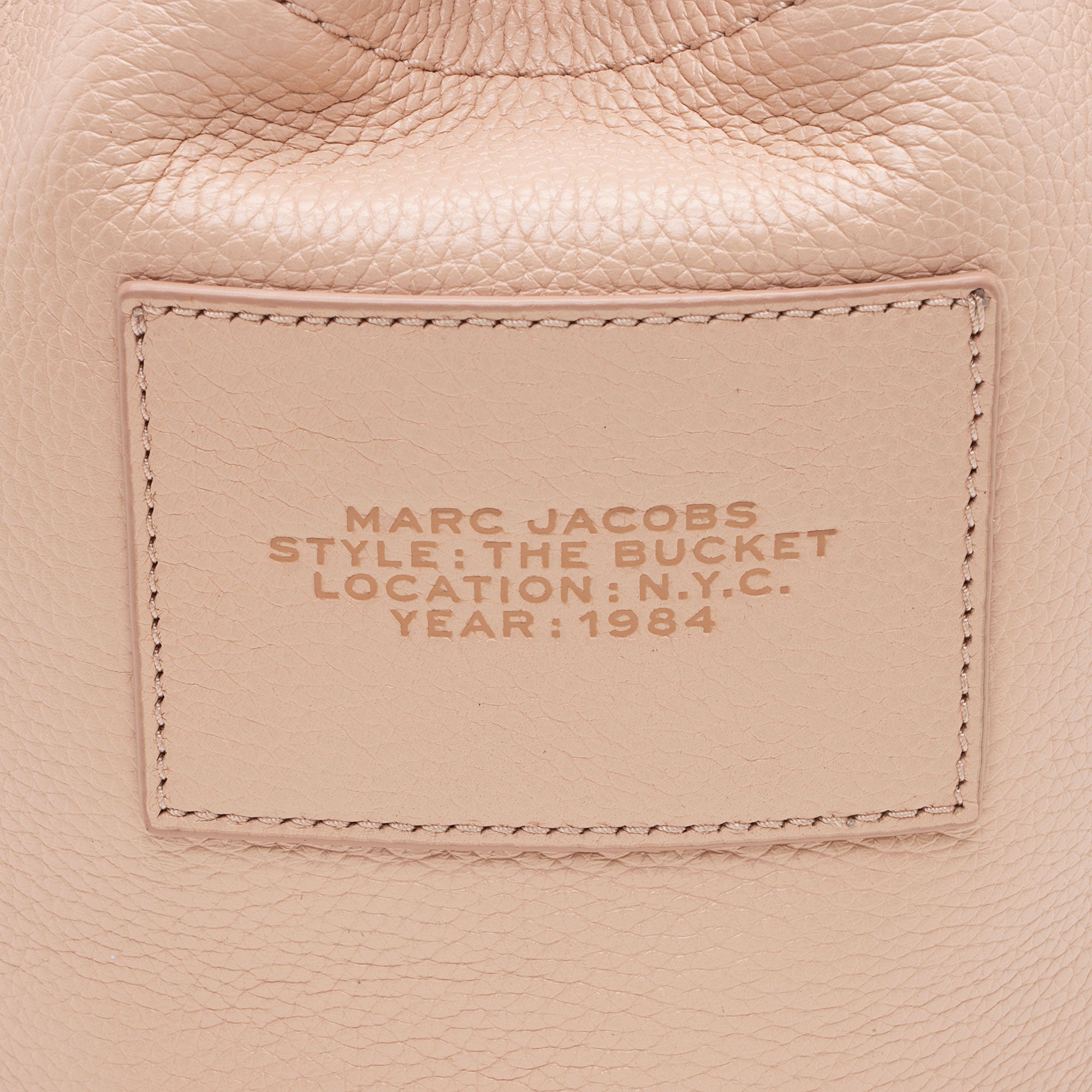 Marc Jacobs Leather The Bucket Drawstring Medium Shoulder Bag