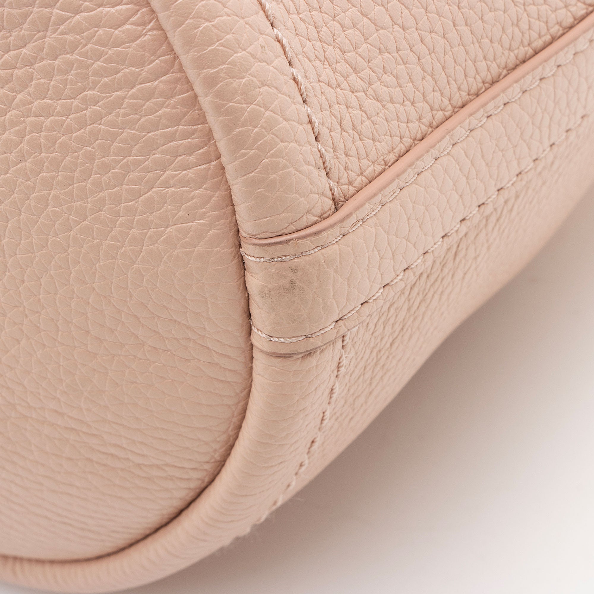 Marc Jacobs Leather The Bucket Drawstring Medium Shoulder Bag