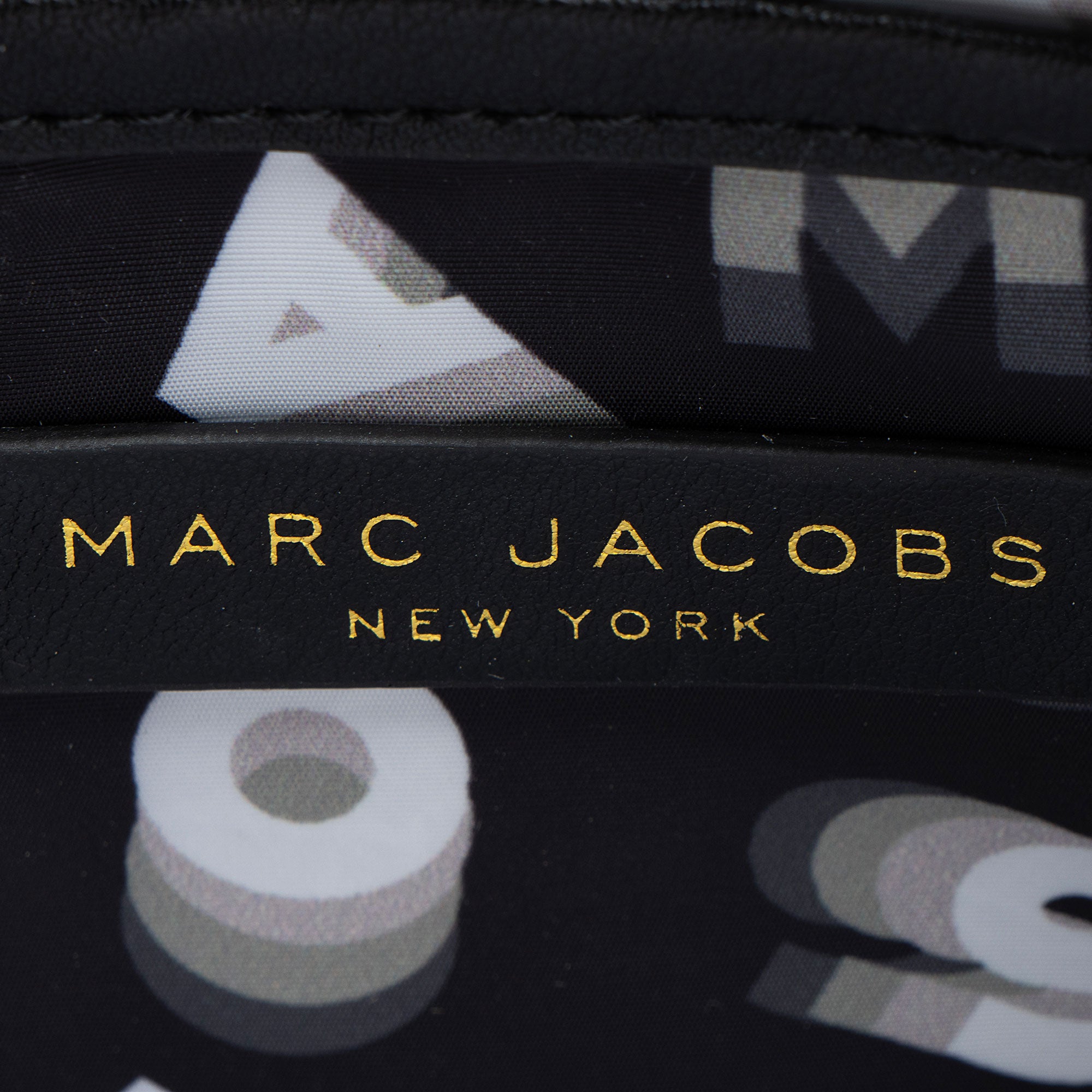 Marc Jacobs Leather The Flash Camera Bag (SHF-SDqwxa)