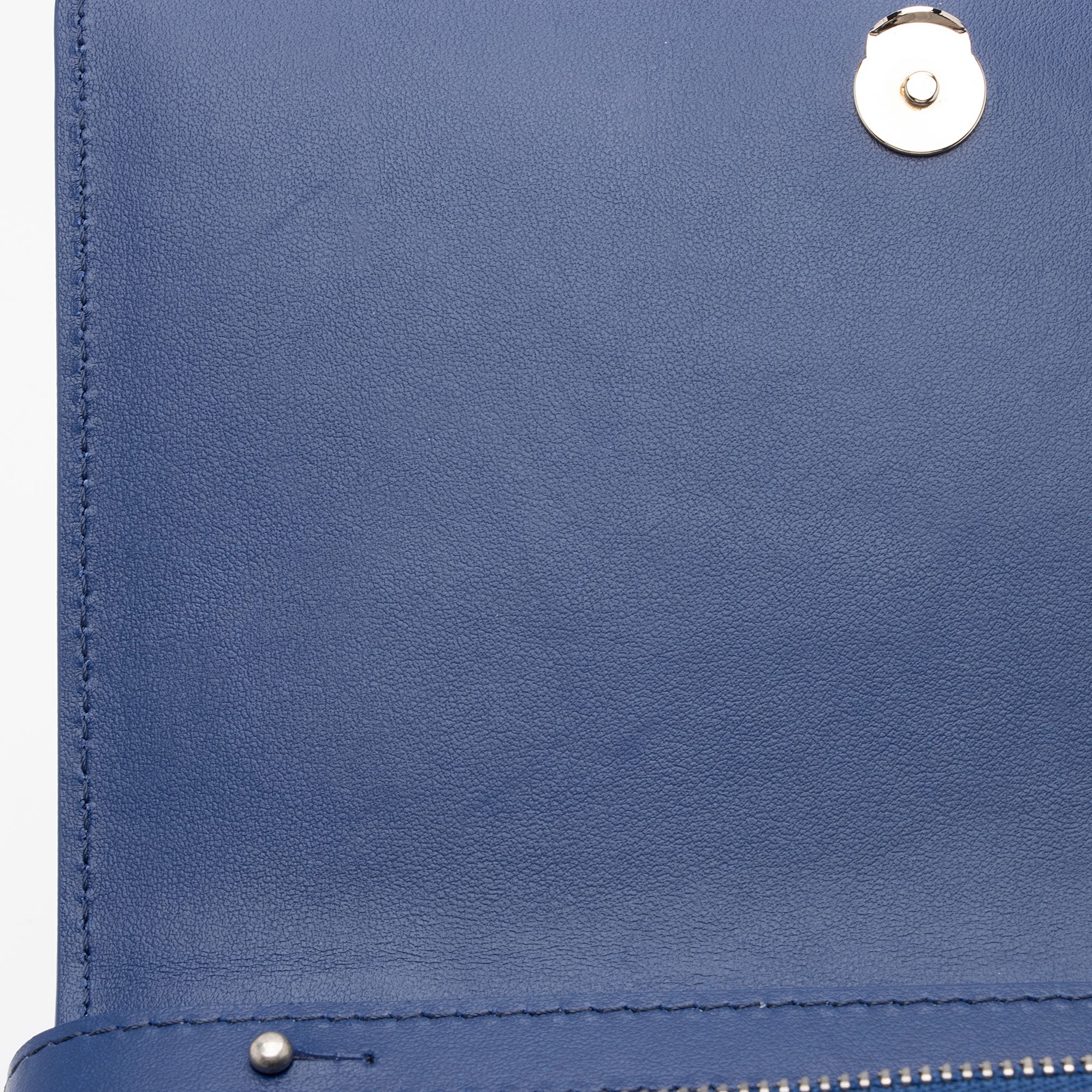 Off-White Leather Jitney 0.5 Flap Bag (SHF-Z8Jk3k)