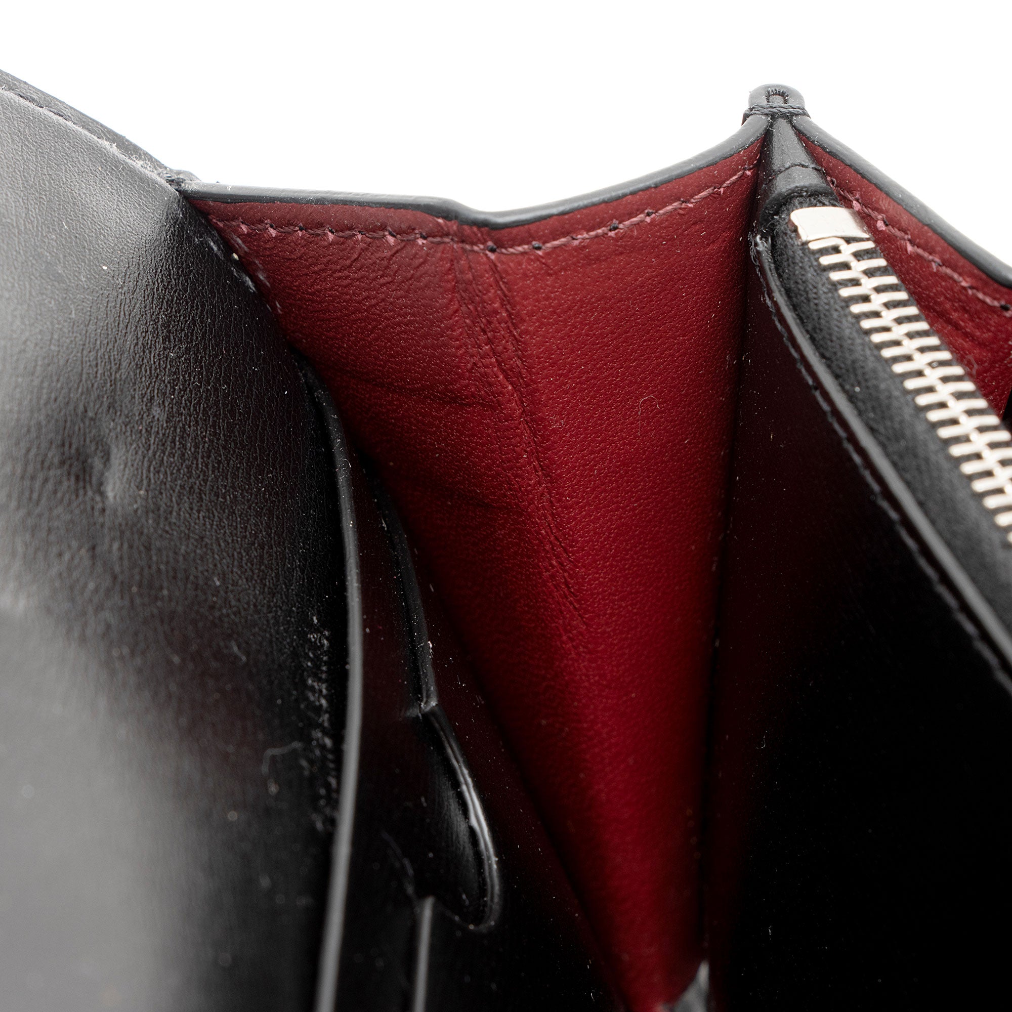 Off-White Leather Logo Jitney Wallet on Chain Bag (SHF-2hNOMK)