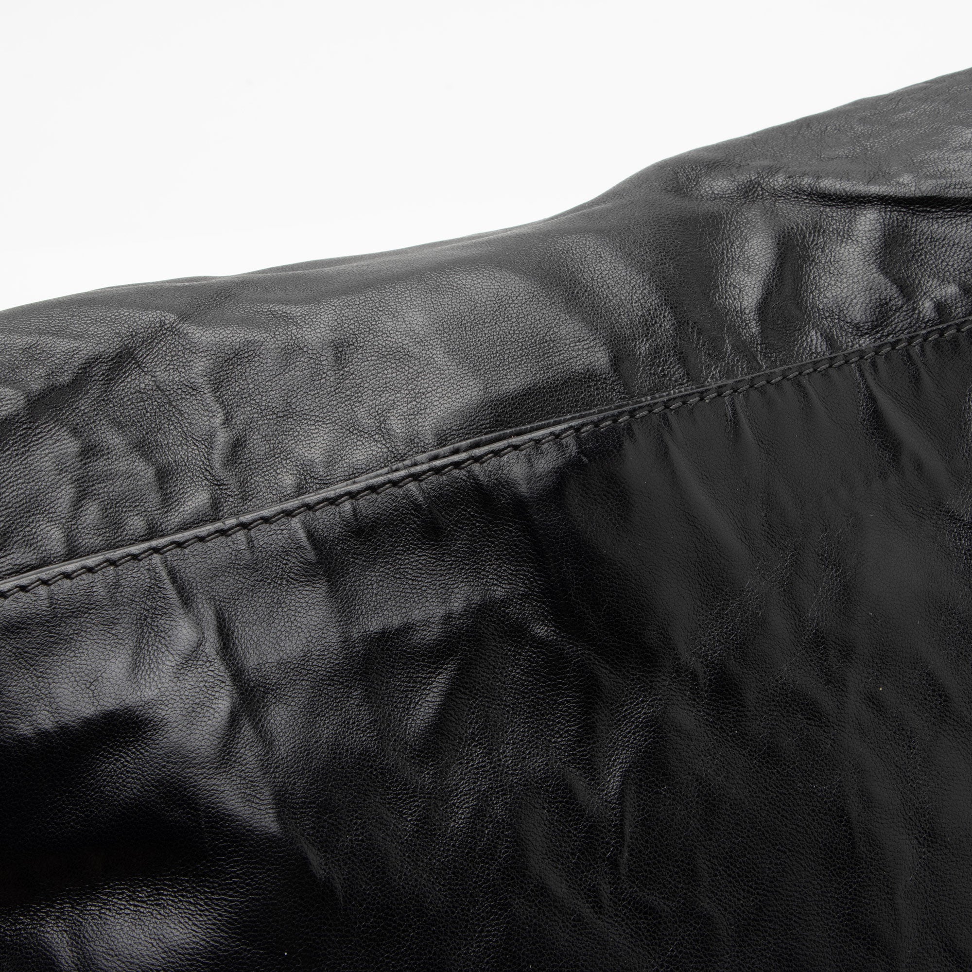 Prada Aged Calfskin Flap Messenger Bag (SHF-D2J23z)