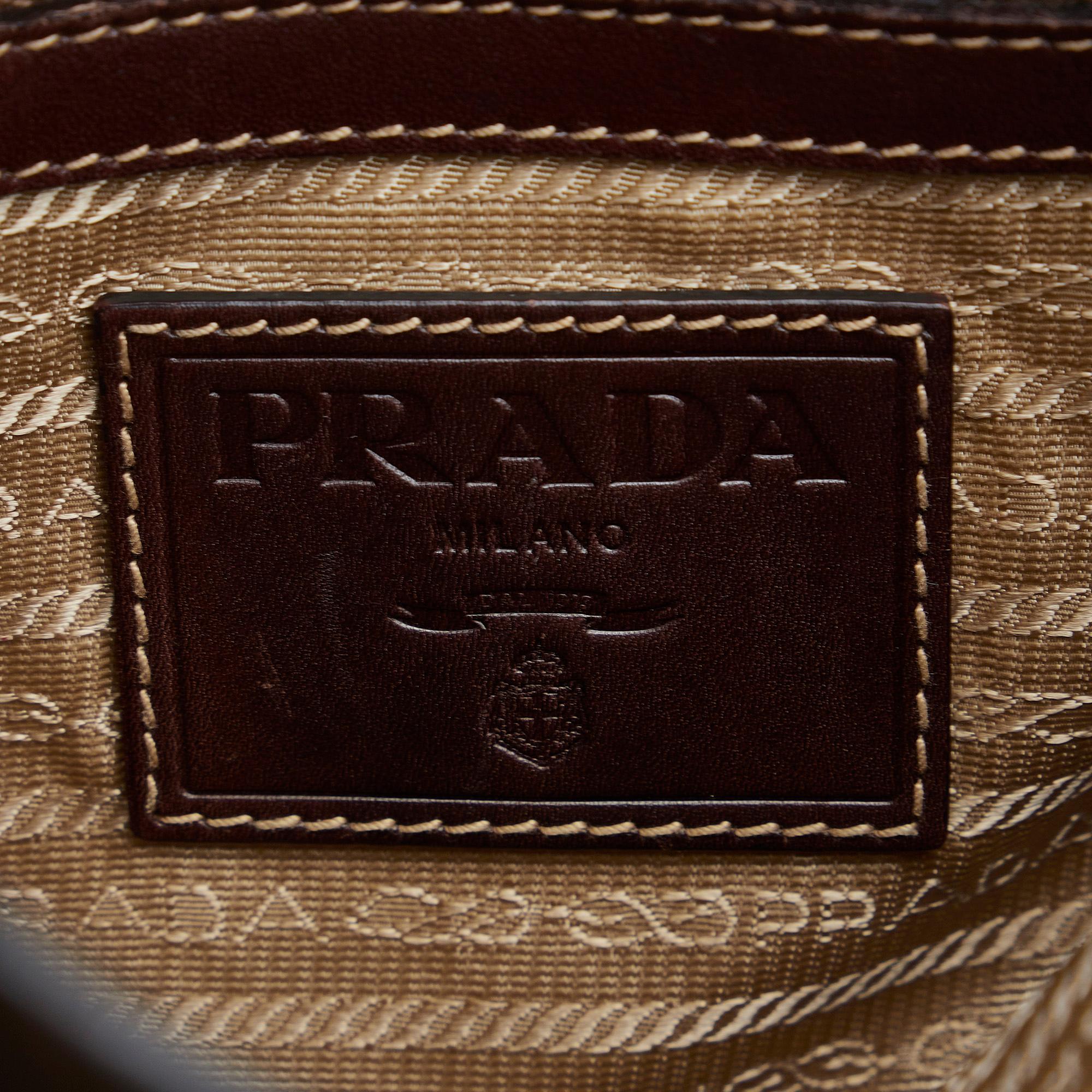 Prada Canapa Logo Crossbody (SHG-bt7jmG)
