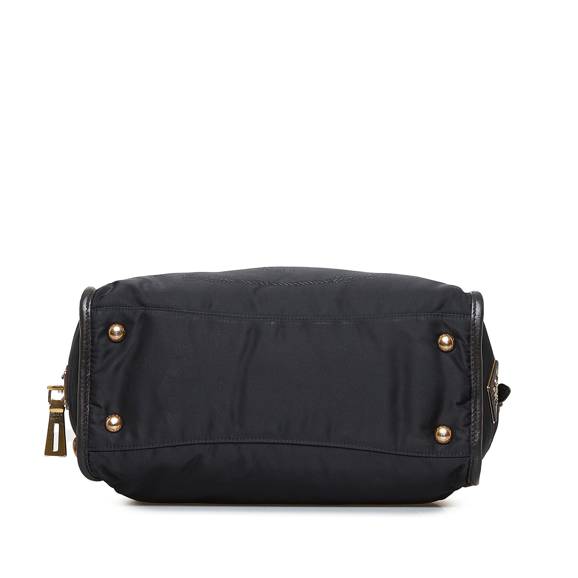 Prada Canapa Logo Handbag (SHG-tcQU7U)