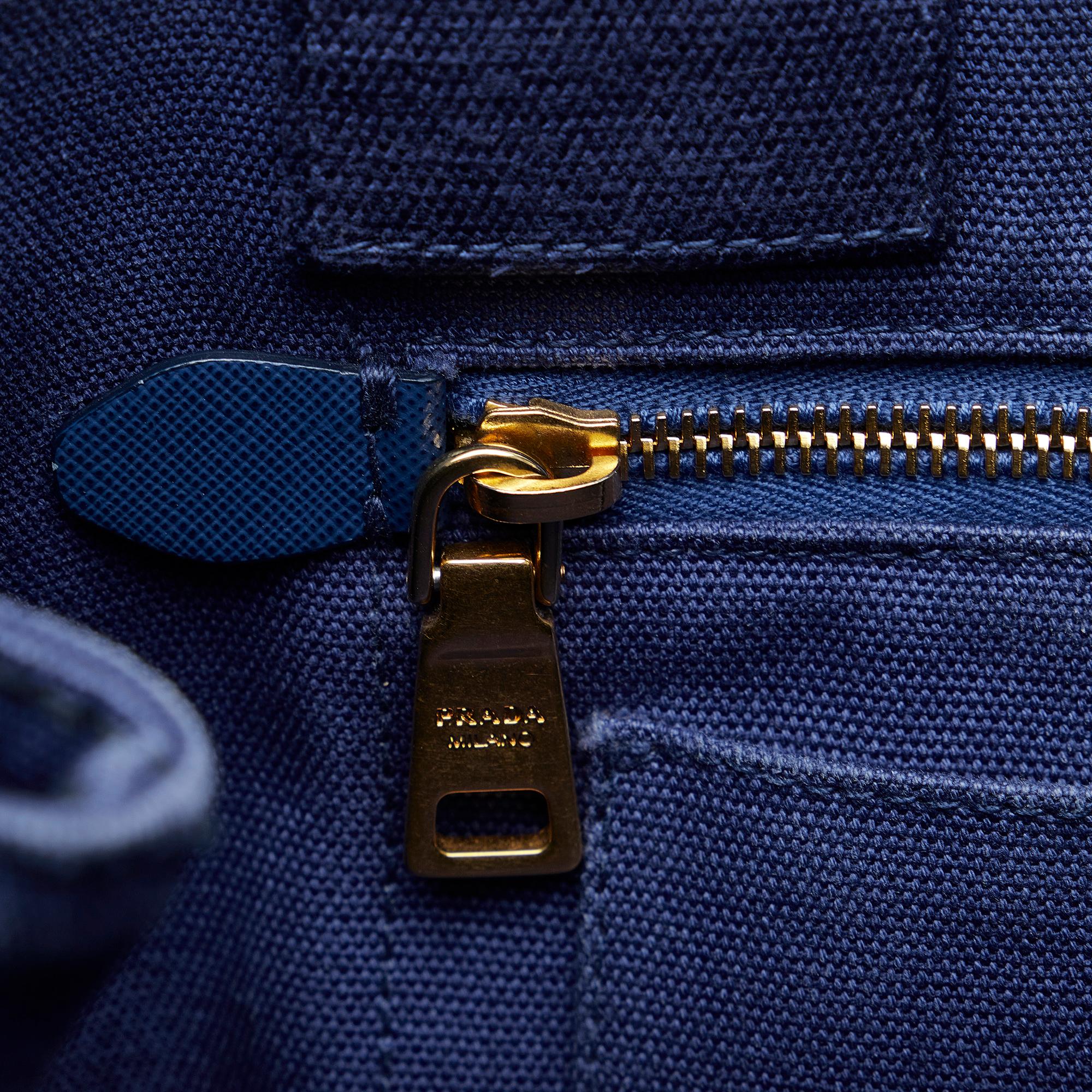 Prada Canapa Logo Satchel (SHG-eKTn9c)