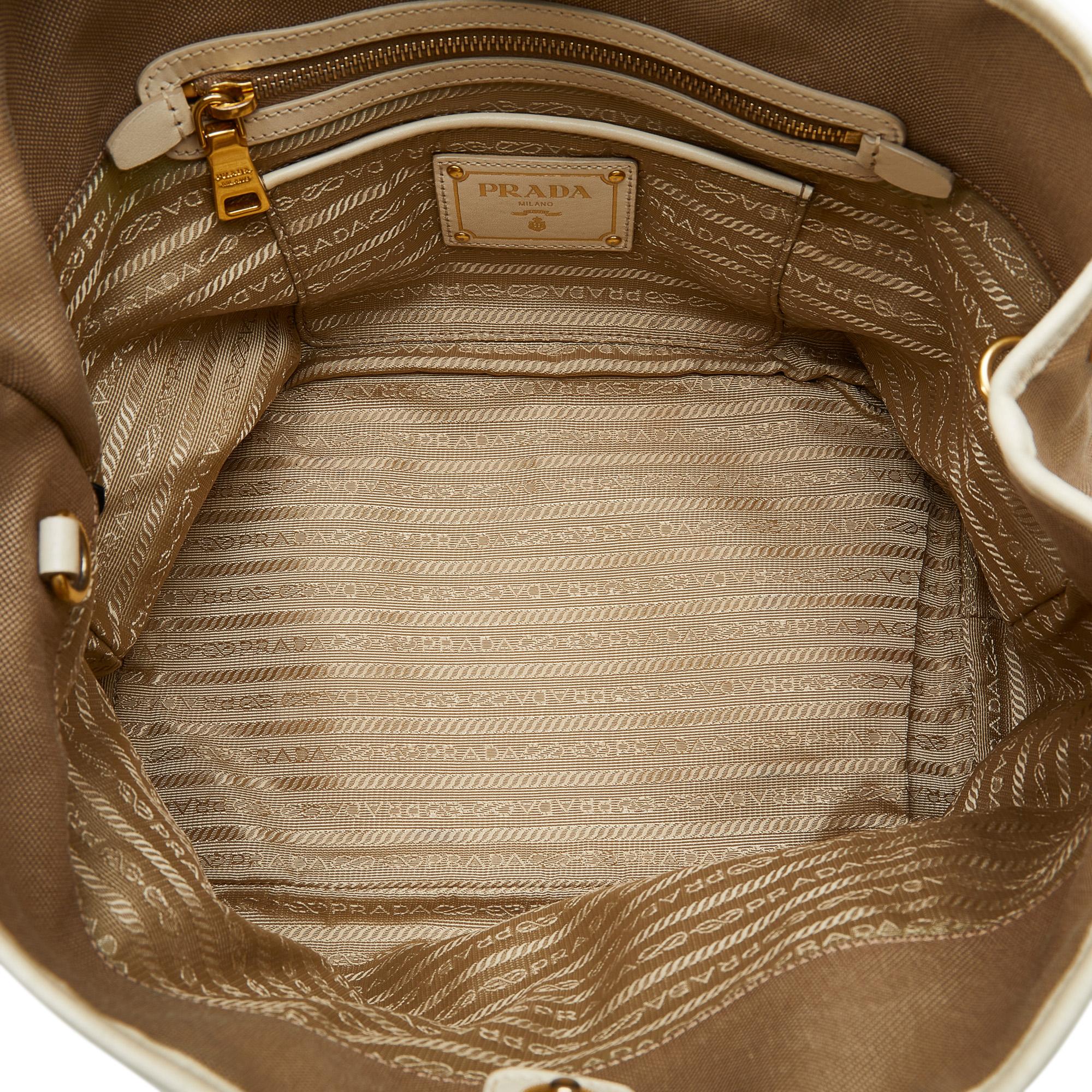 Prada Canapa Logo Satchel (SHG-x9apjX)