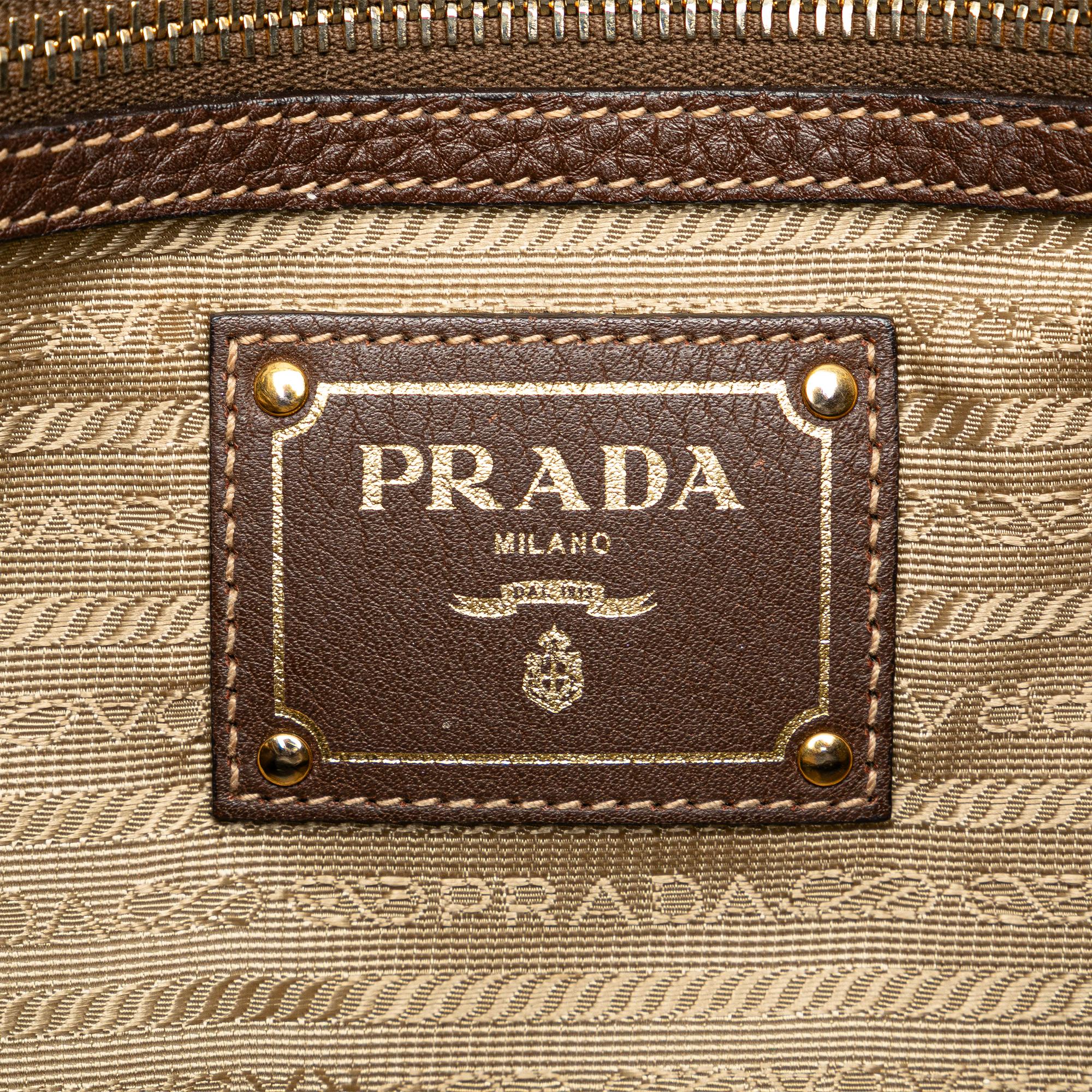 Prada Canapa Logo Satchel (SHG-Wgg26G)