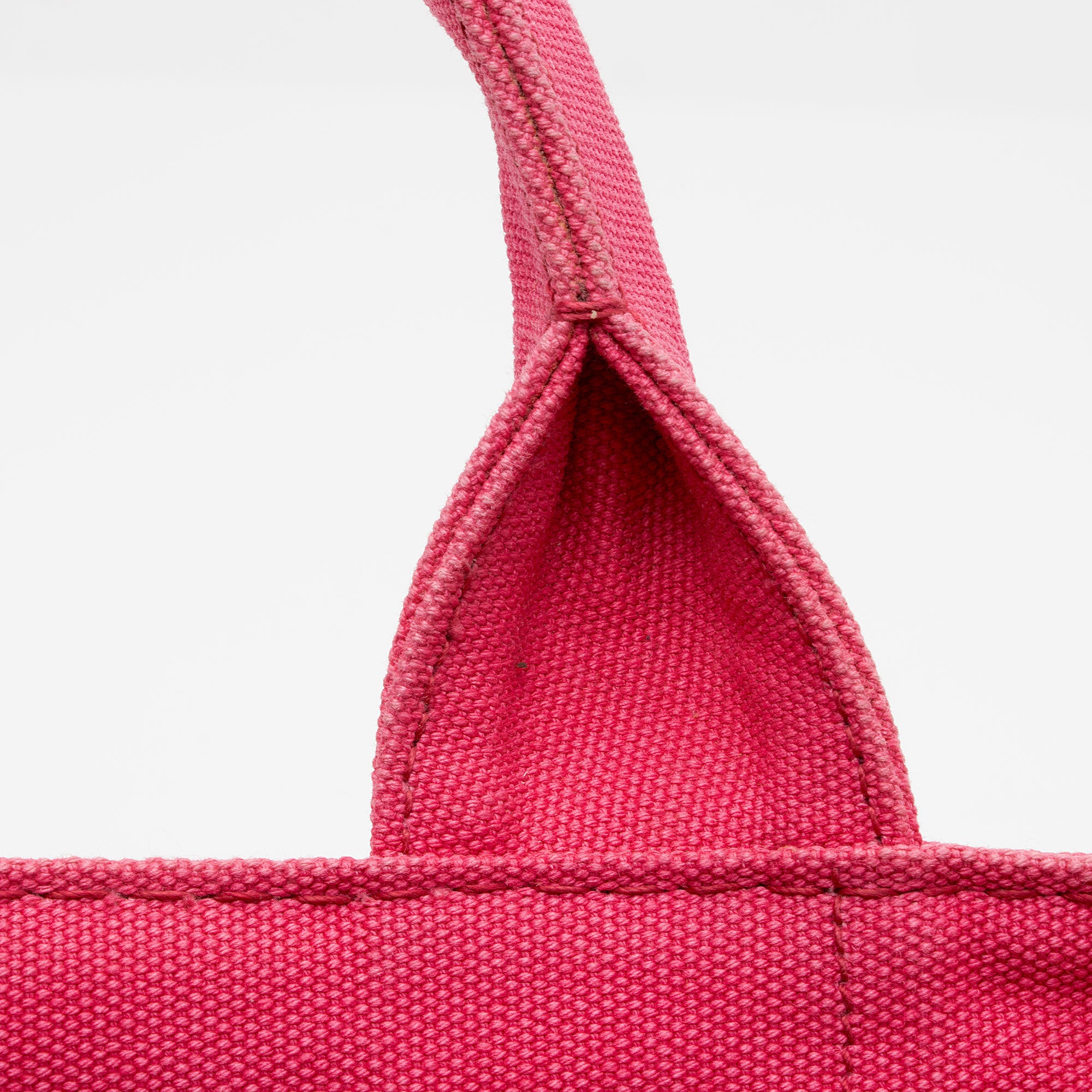 Prada Canapa Logo Shopping Tote (SHF-TjCWSj)