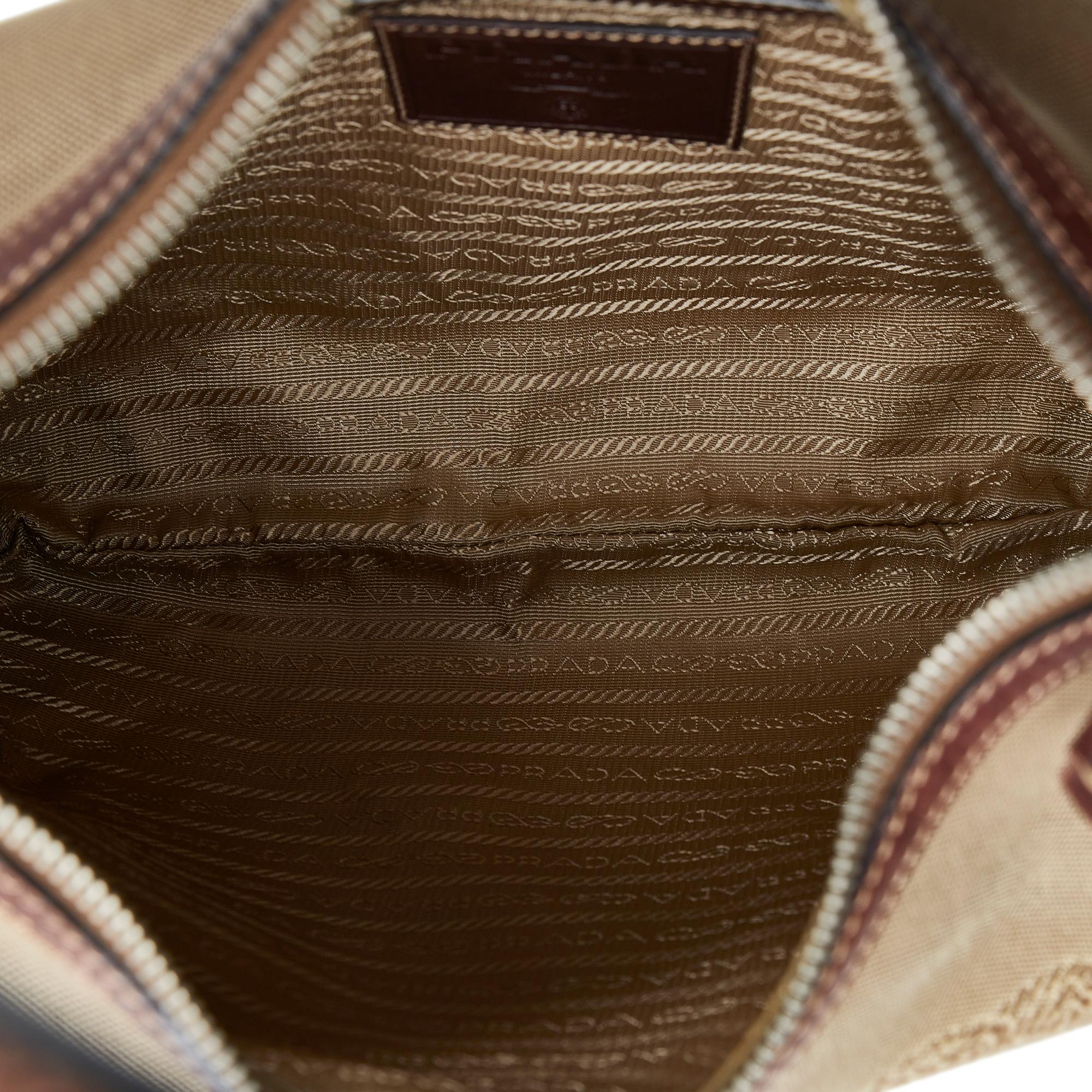 Prada Canapa Logo Shoulder Bag (SHG-p9ychY)