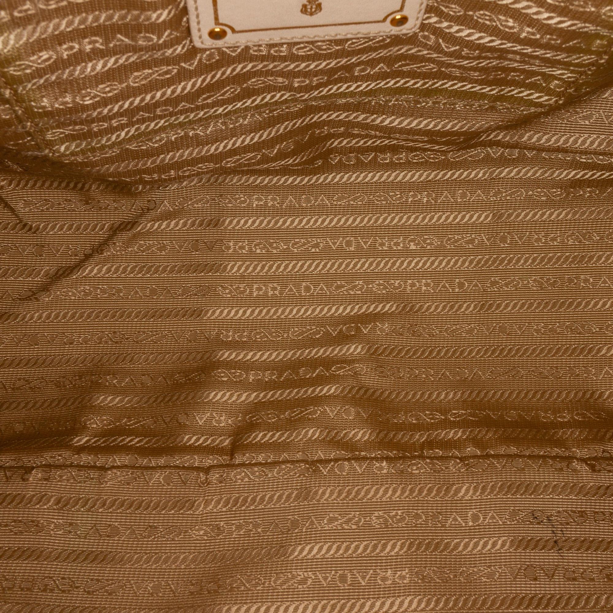 Prada Canapa Logo Shoulder Bag (SHG-VctLf9)