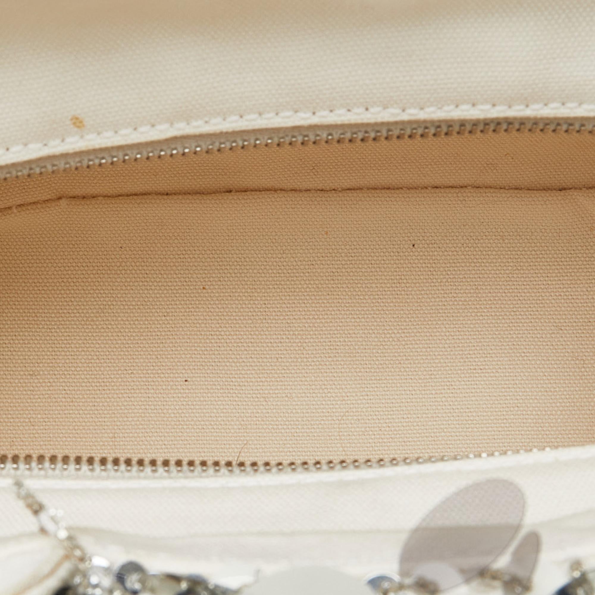 Prada Embellished Midollino Satchel (SHG-95qac8)