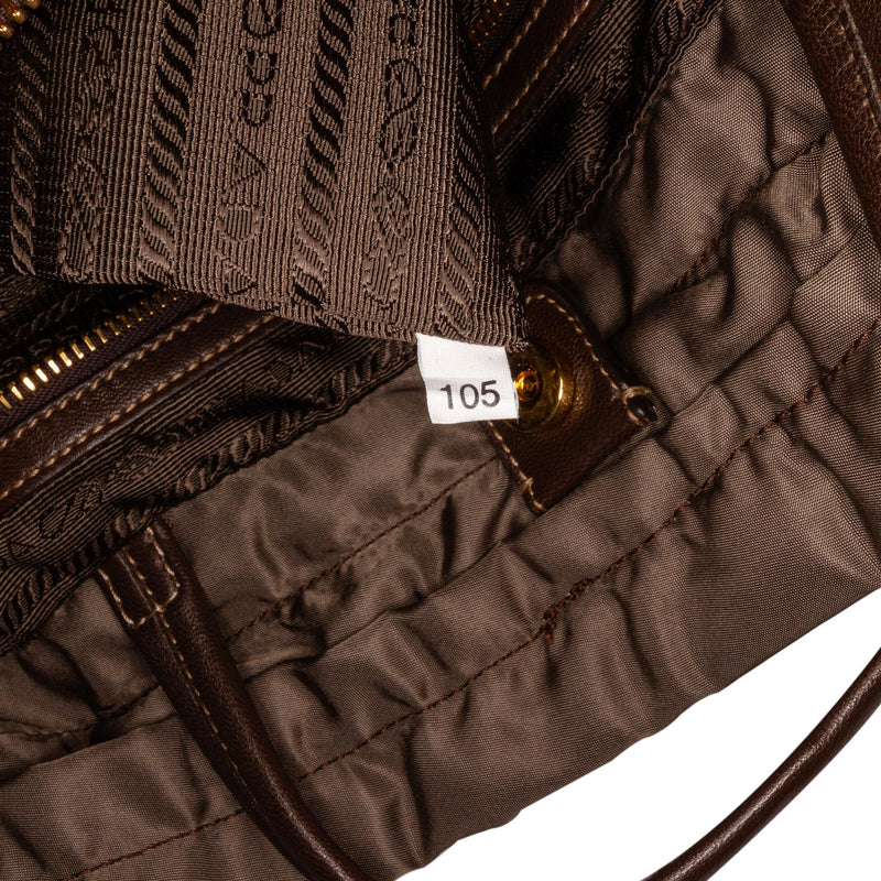 Prada Logo Tessuto Drawstring Tote Bag (SHG-iYPFwY)