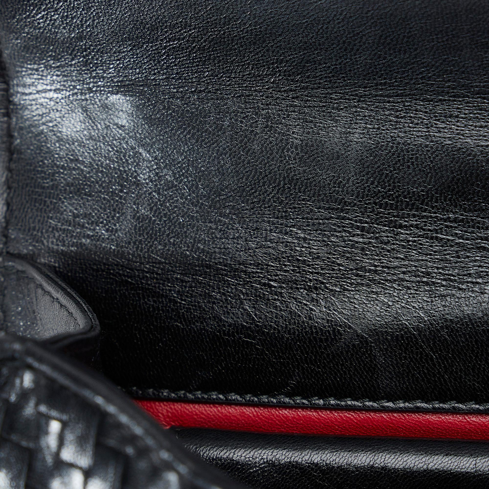 Prada Madras Chain Shoulder Bag (SHG-SmrfbK)