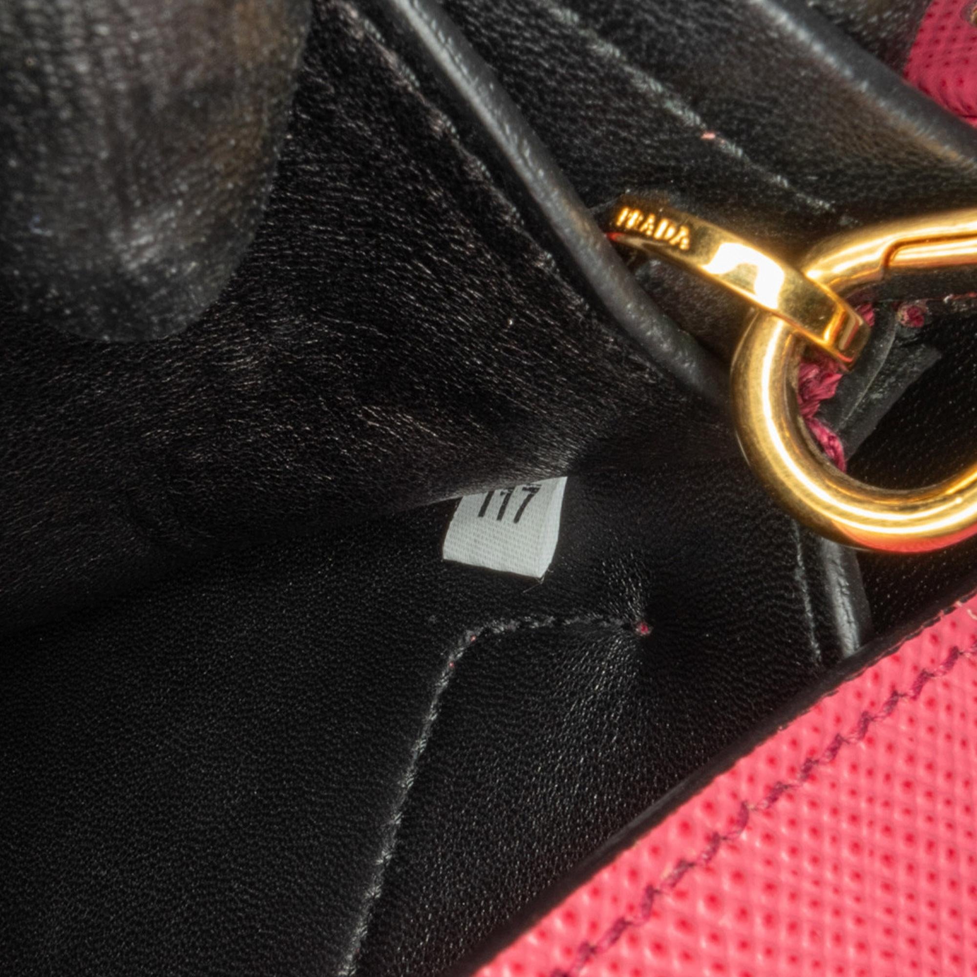 Prada Medium Saffiano Cuir Double Satchel (SHG-I3rJrx)