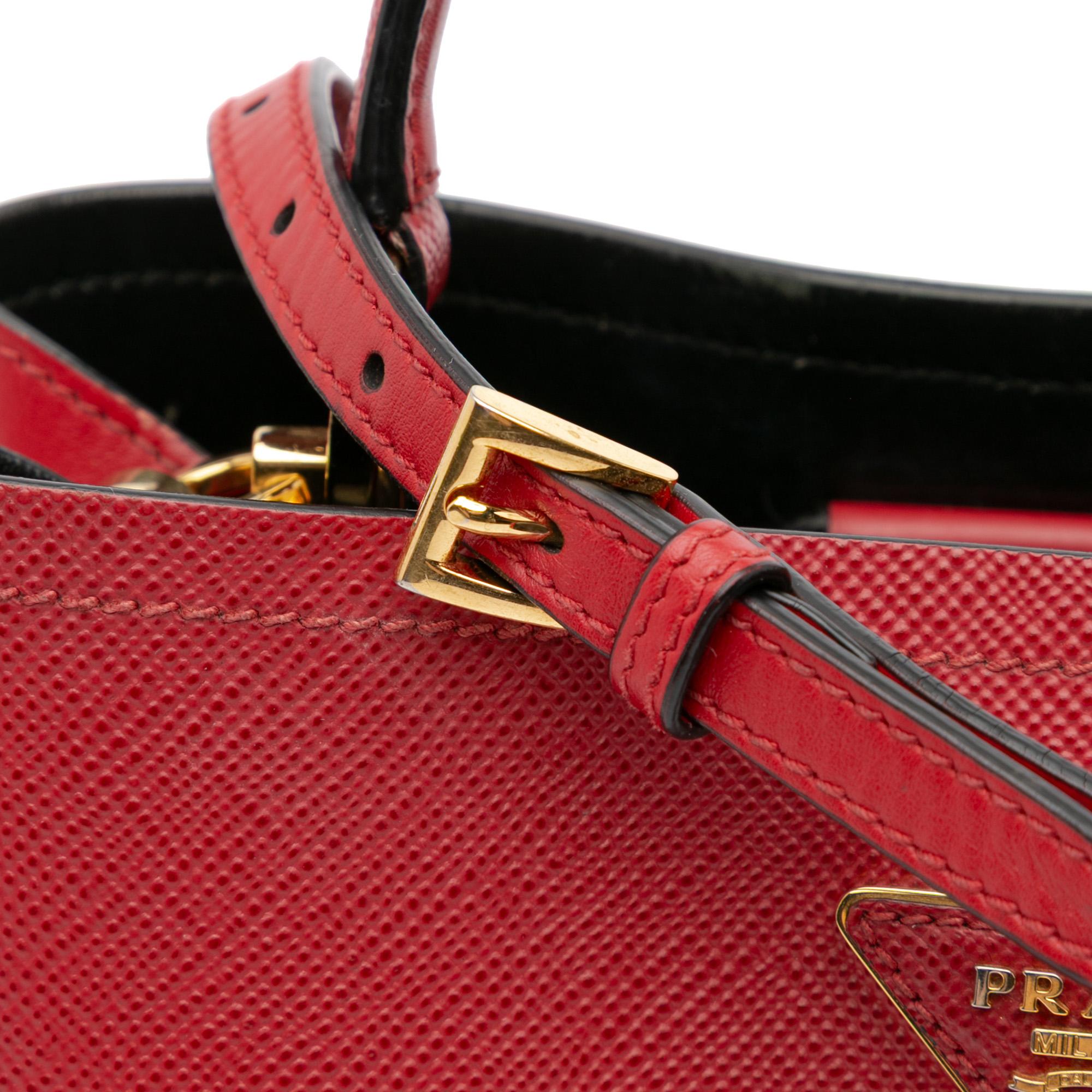 Prada Medium Saffiano Cuir Panier
