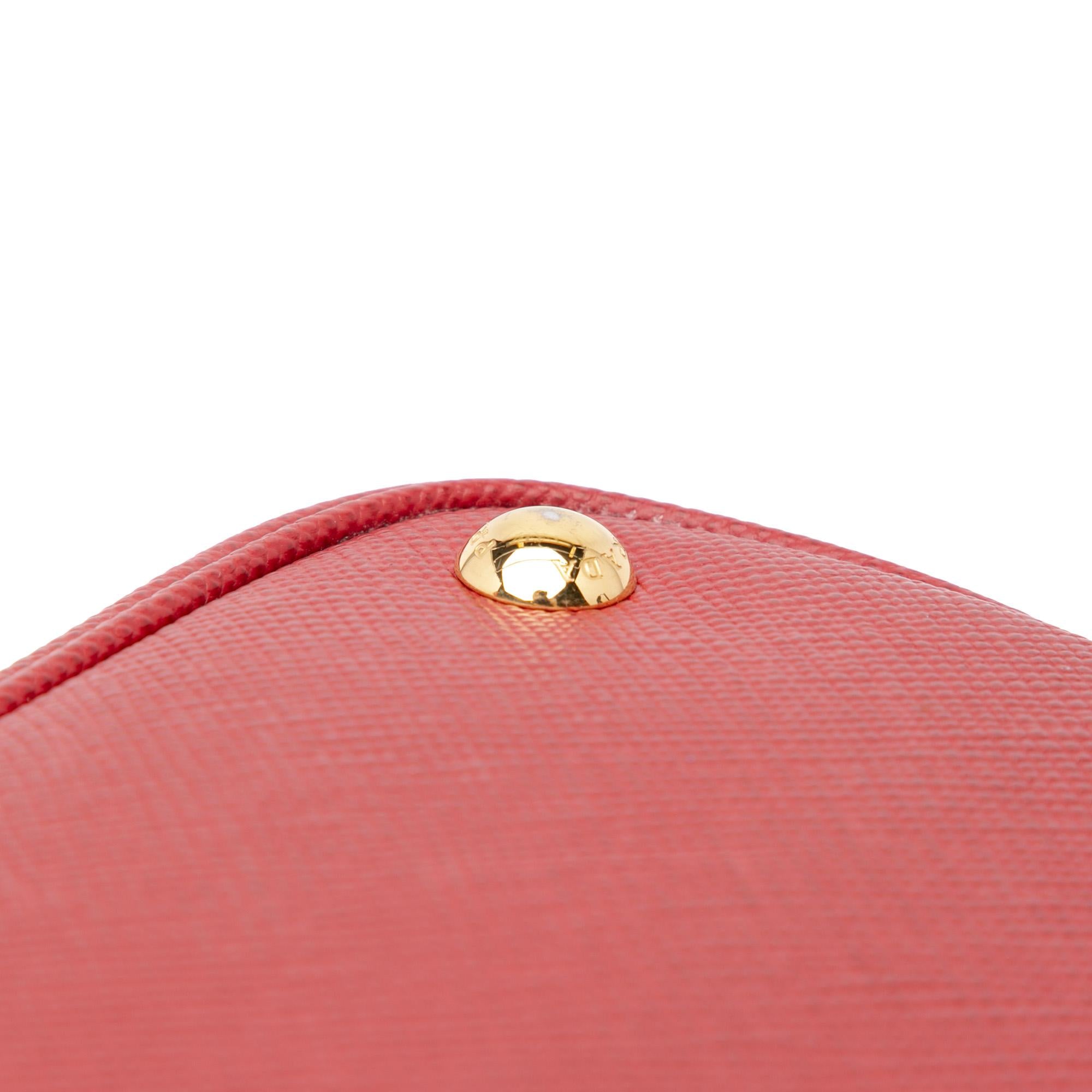 Prada Medium Saffiano Cuir Panier