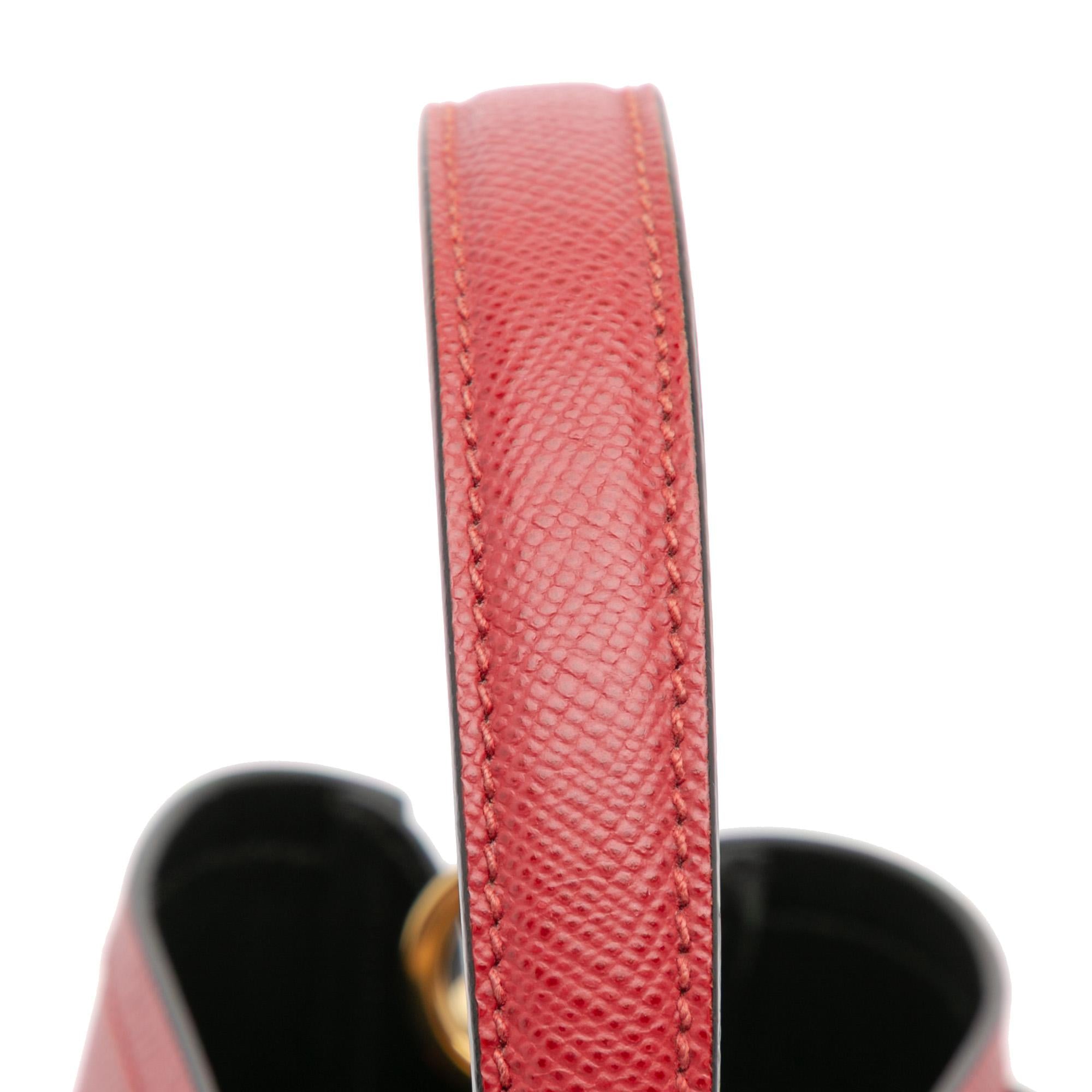 Prada Medium Saffiano Cuir Panier