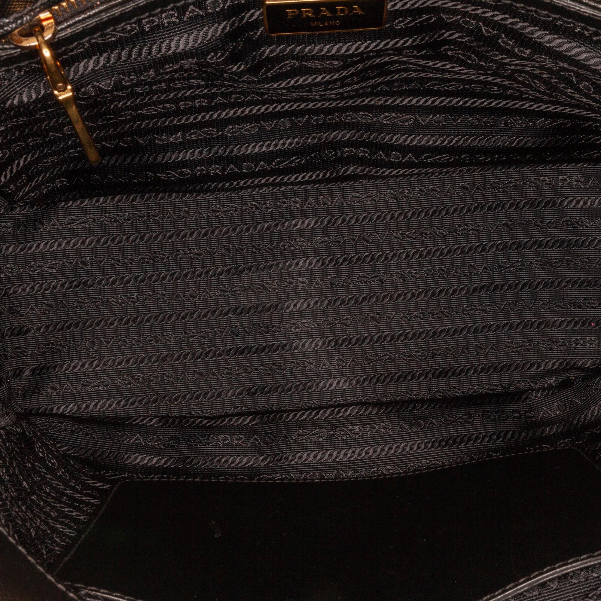 Prada Medium Saffiano Lux Galleria Double Zip (SHG-VEfACp)