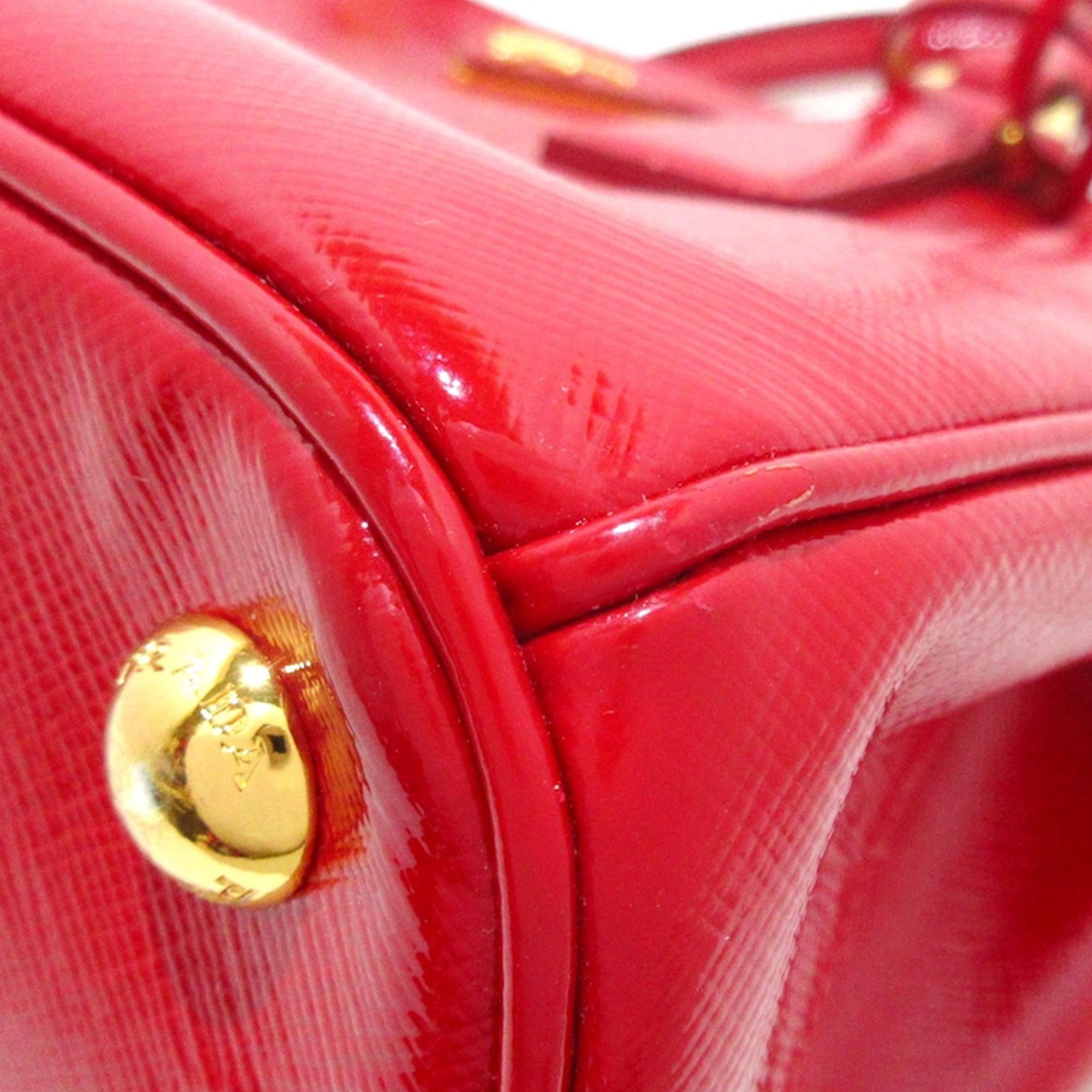 Prada Mini Saffiano Vernice Galleria Double Zip Satchel (SHG-7J2noA)