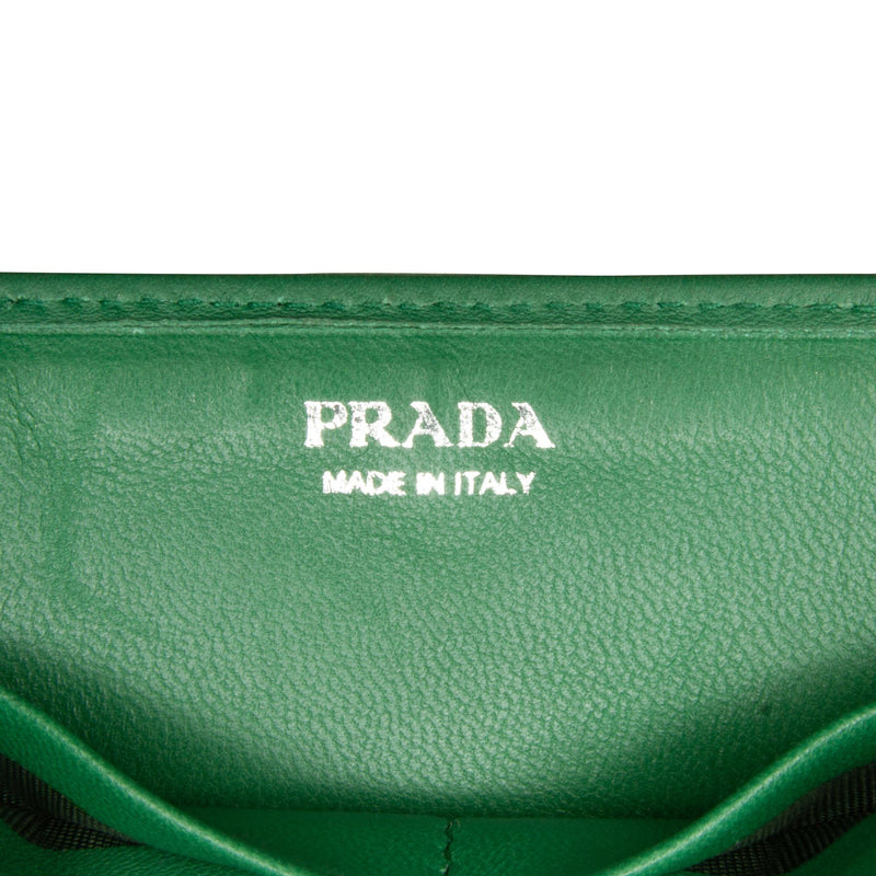 Prada Nappa Gaufre Wallet on Chain (SHG-fW7eo9)