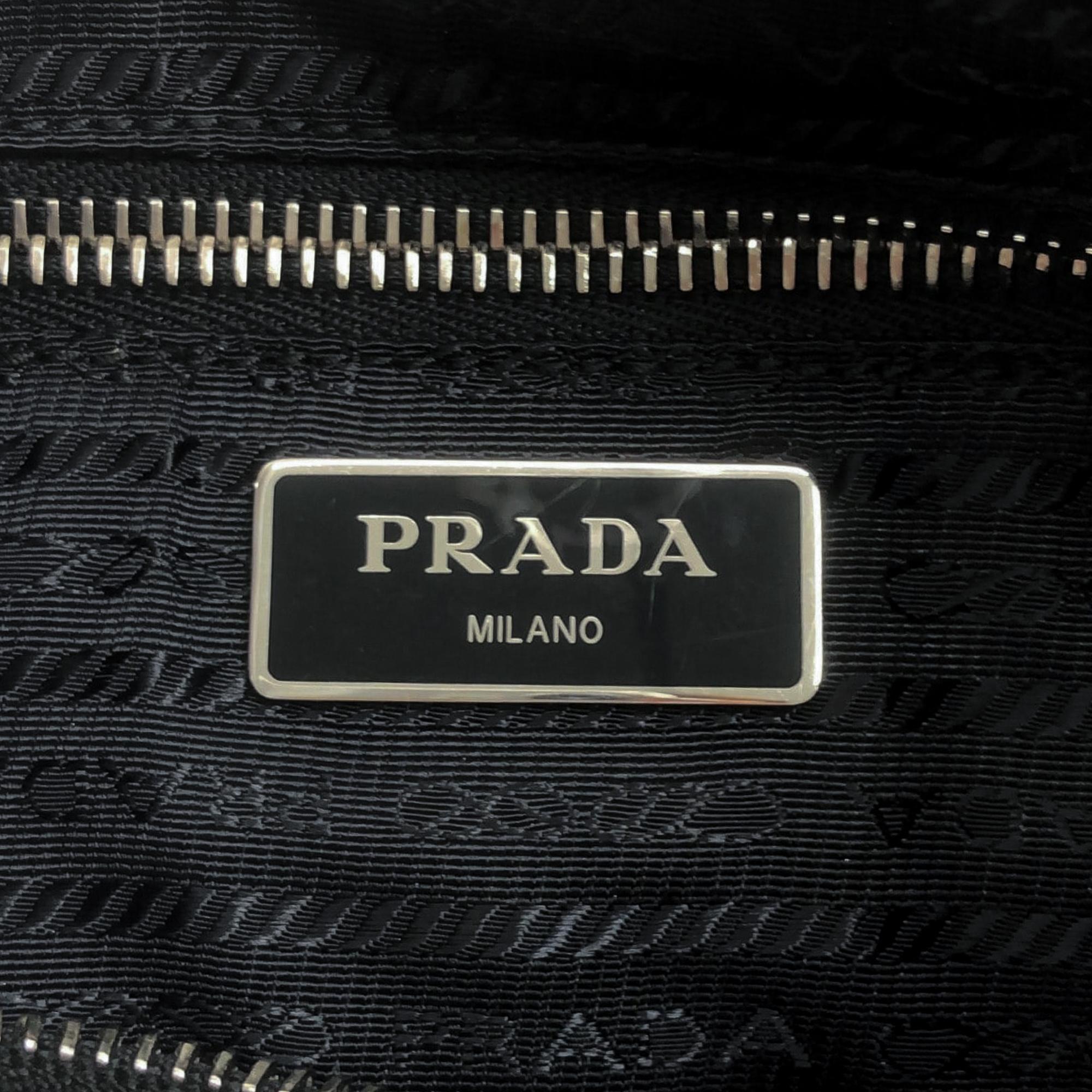 Prada Padded Re-Nylon Crossbody Bag (SHG-D7BHRa)
