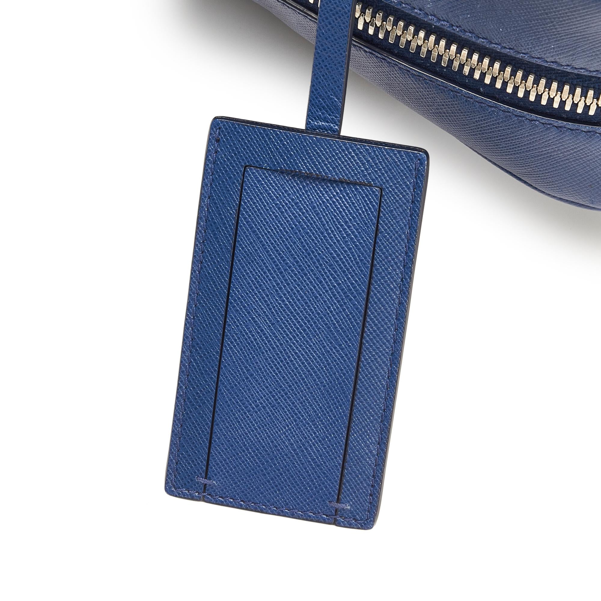 Prada Saffiano Business Bag (SHG-4UxAsG)