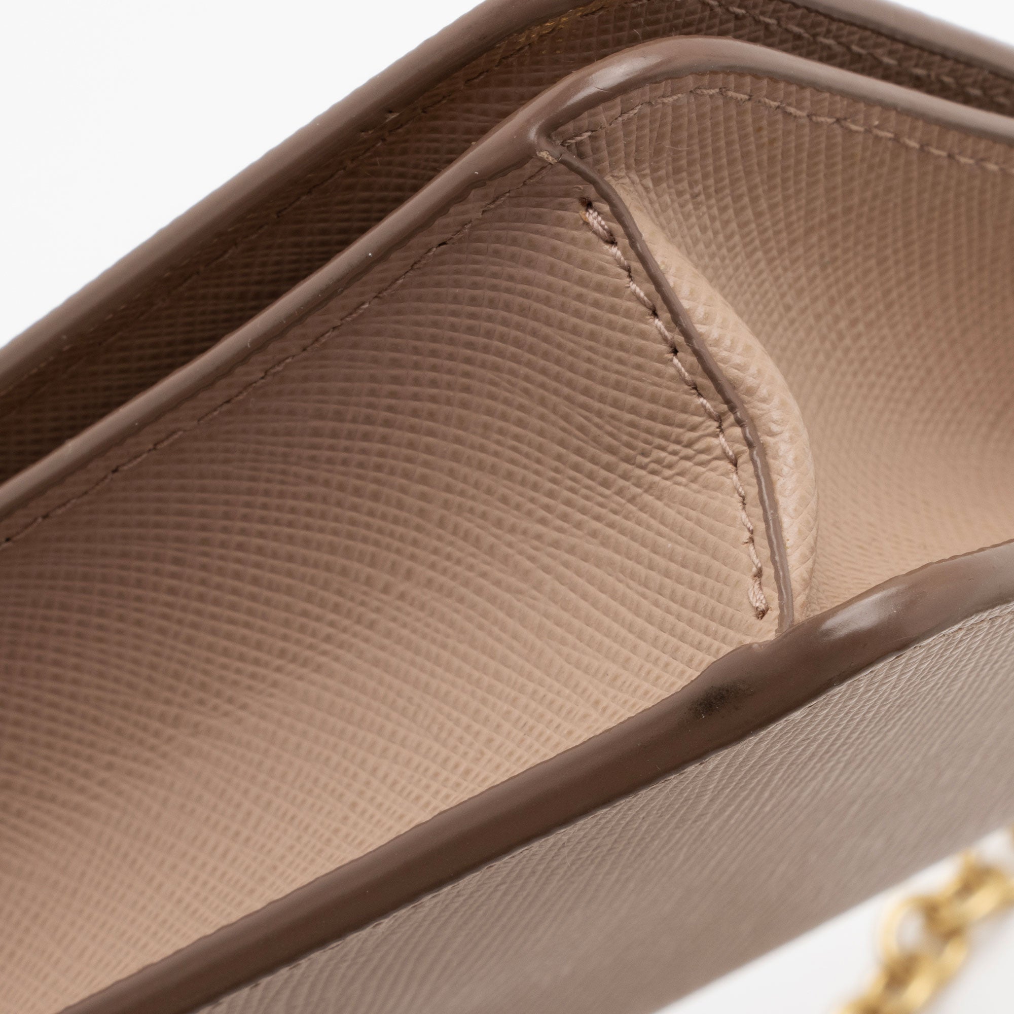 Prada Saffiano Continental Wallet on Chain Bag (SHF-SzvpEr)