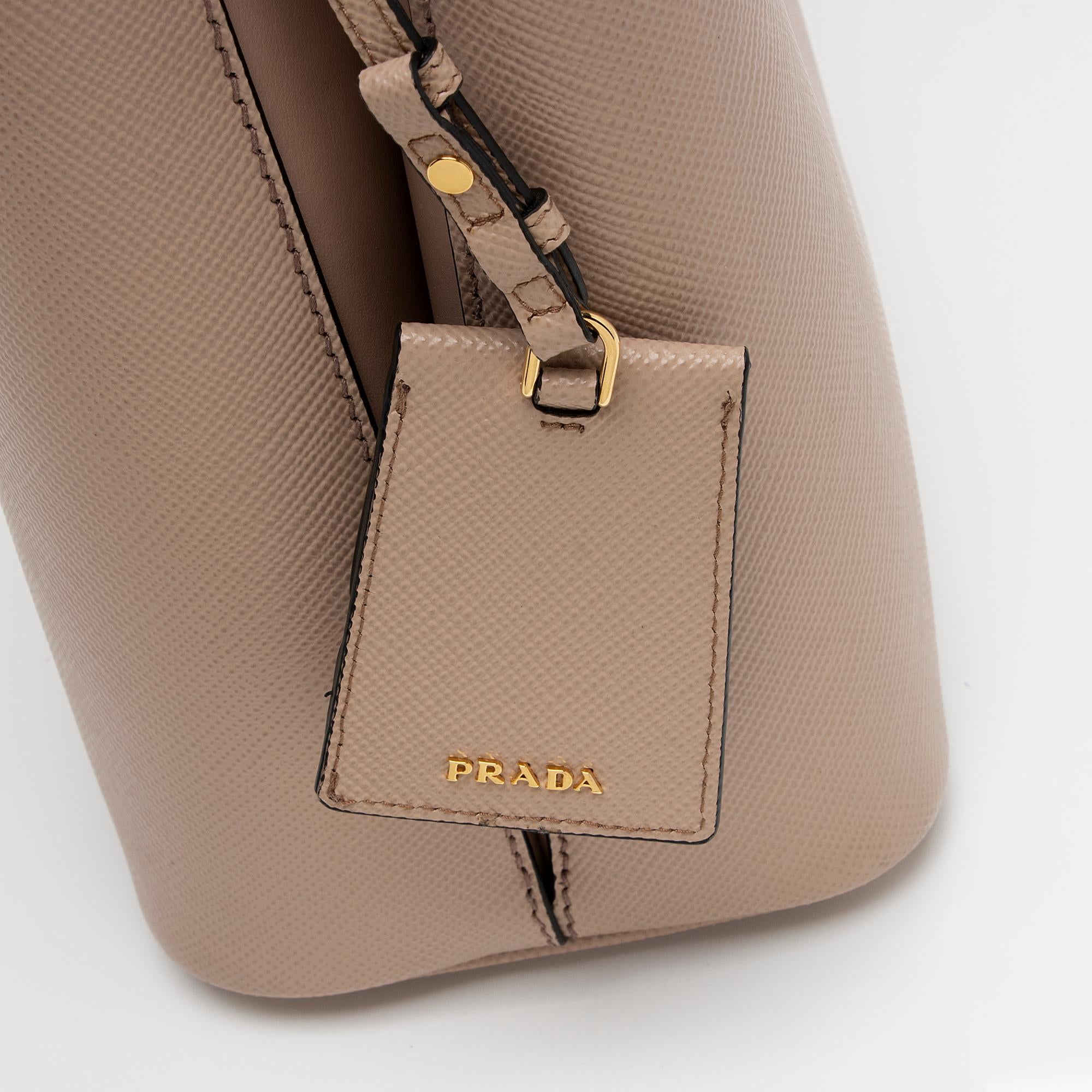 Prada Saffiano Cuir Panier Medium Bucket Bag (SHF-zU2Zyh)