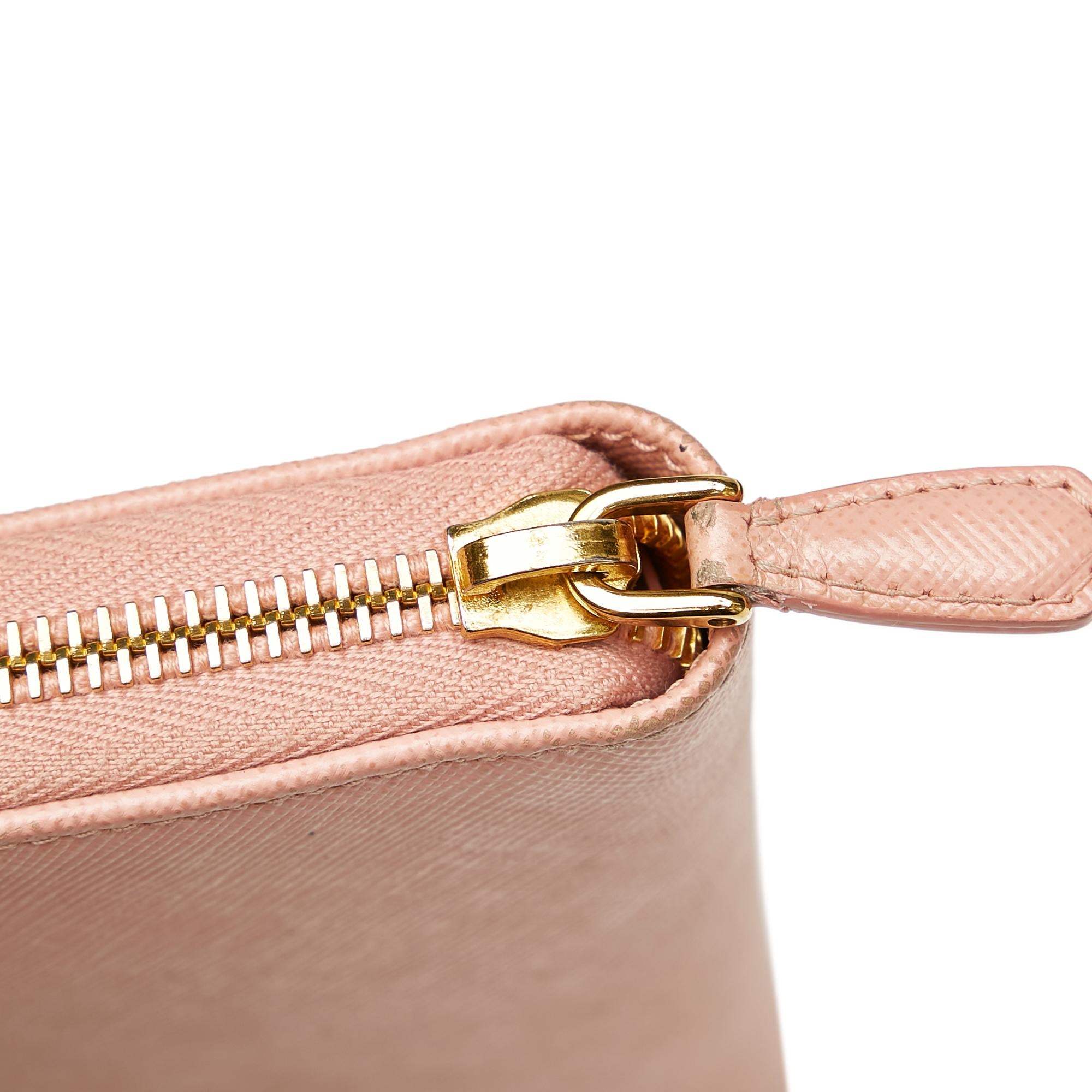 Prada Saffiano Leather Long Wallet (SHG-wboHEP)