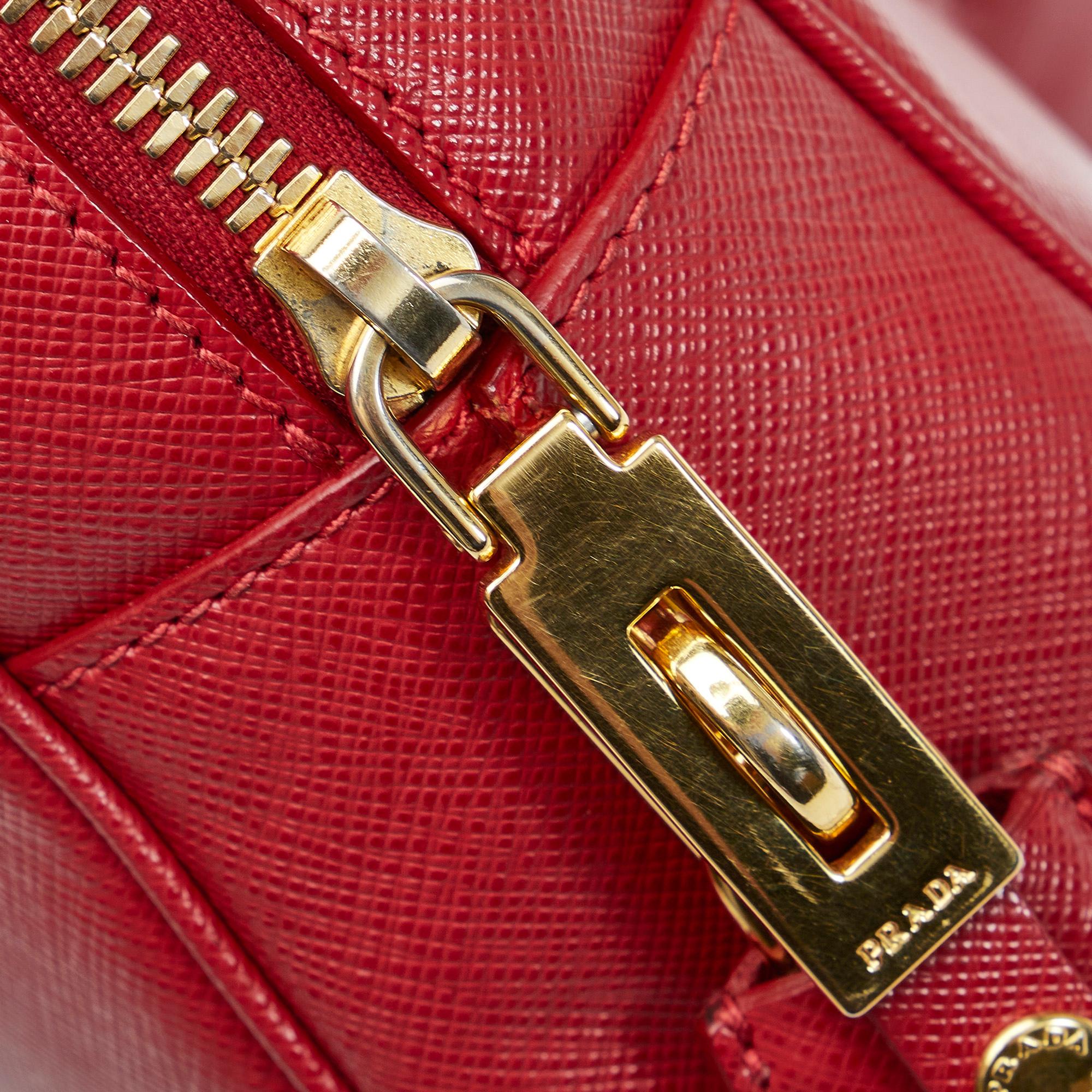 Prada Saffiano Lux Bauletto Handbag (SHG-my19Yr)