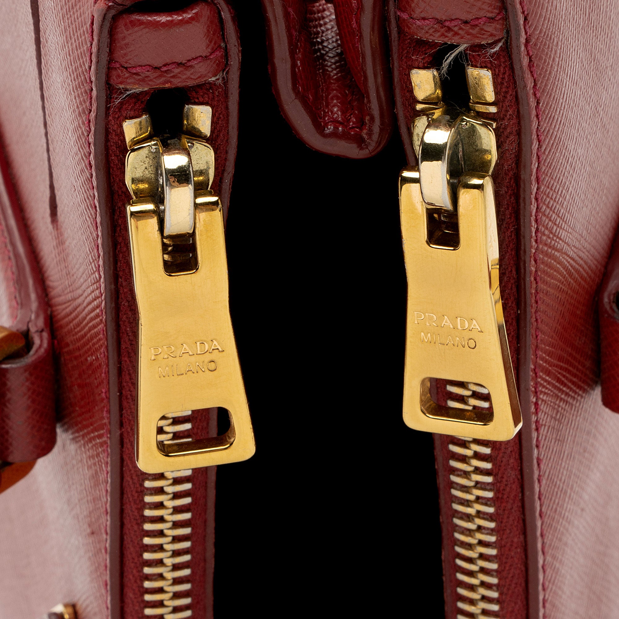 Prada Saffiano Lux Double Zip Small Tote (SHF-cQ8oS7)