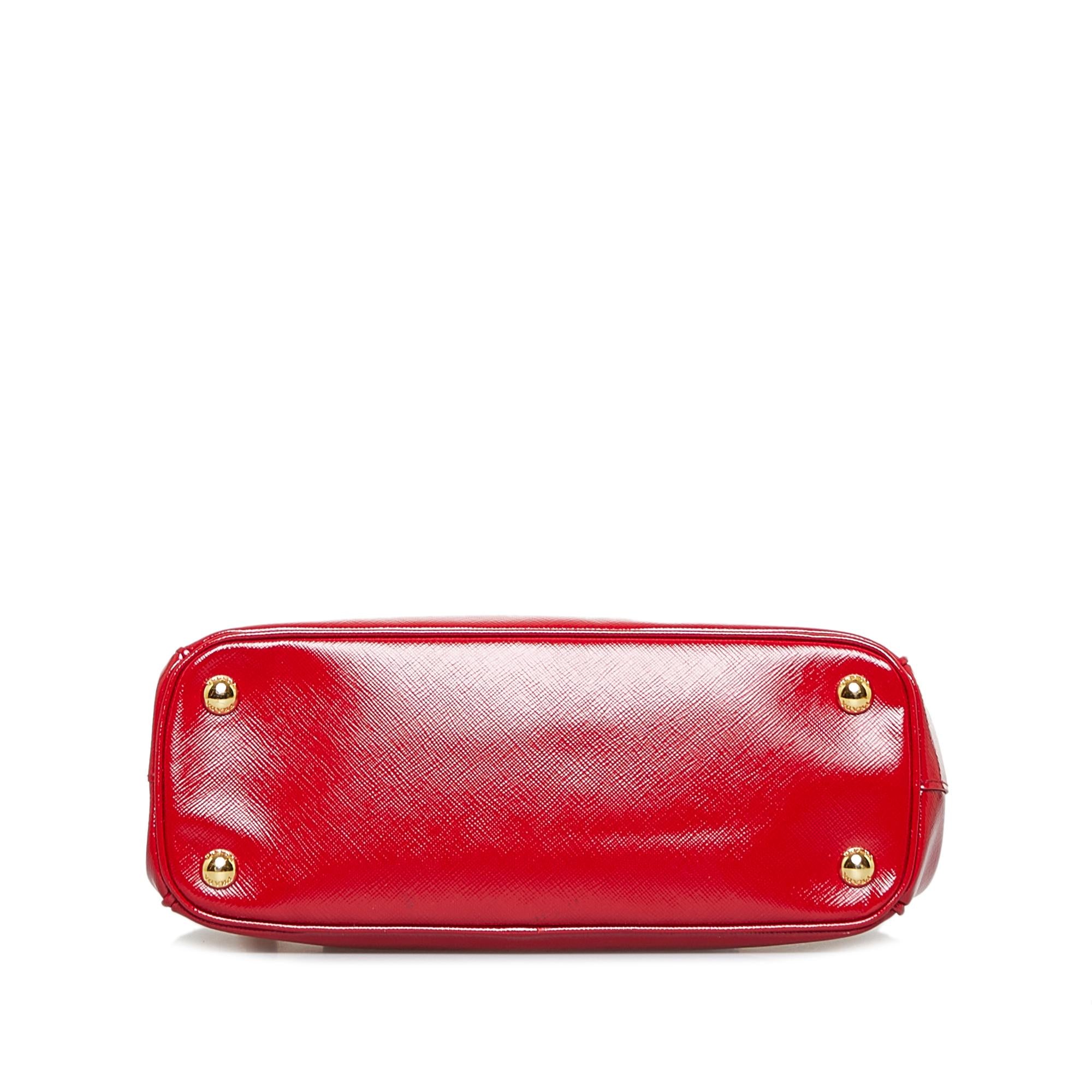 Prada Saffiano Lux Galleria Double Zip (SHG-r7cxnL)