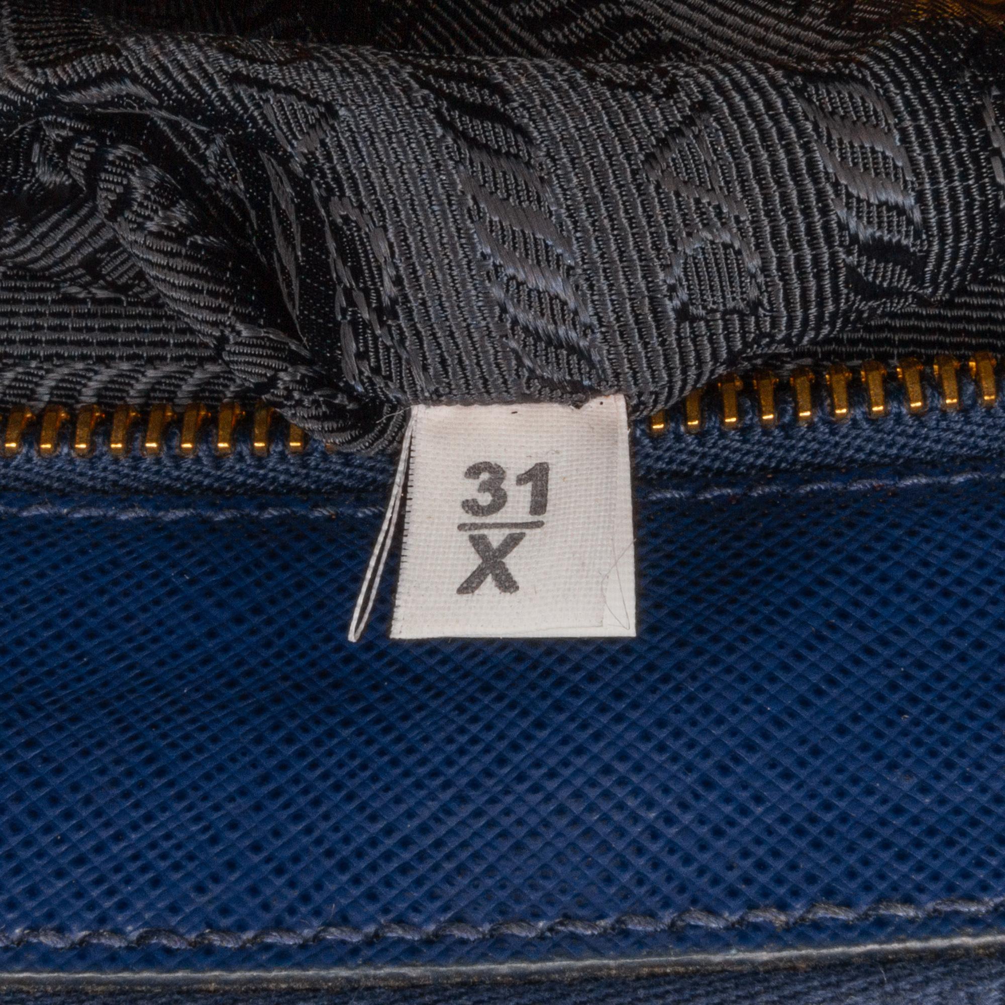 Prada Saffiano Lux Galleria Double Zip (SHG-tGaL2Y)