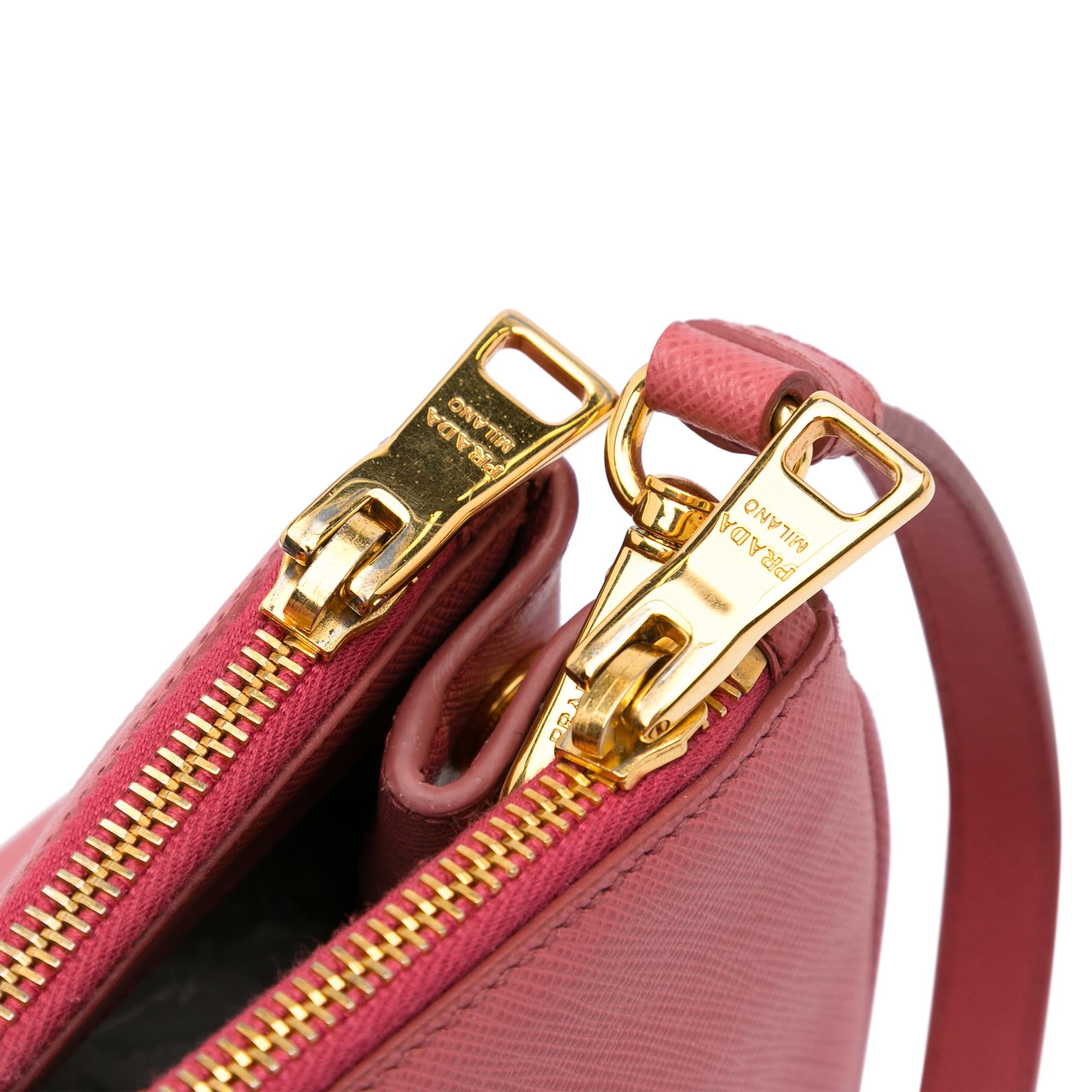 Prada Saffiano Lux Galleria Double Zip (SHG-CdFeEN)
