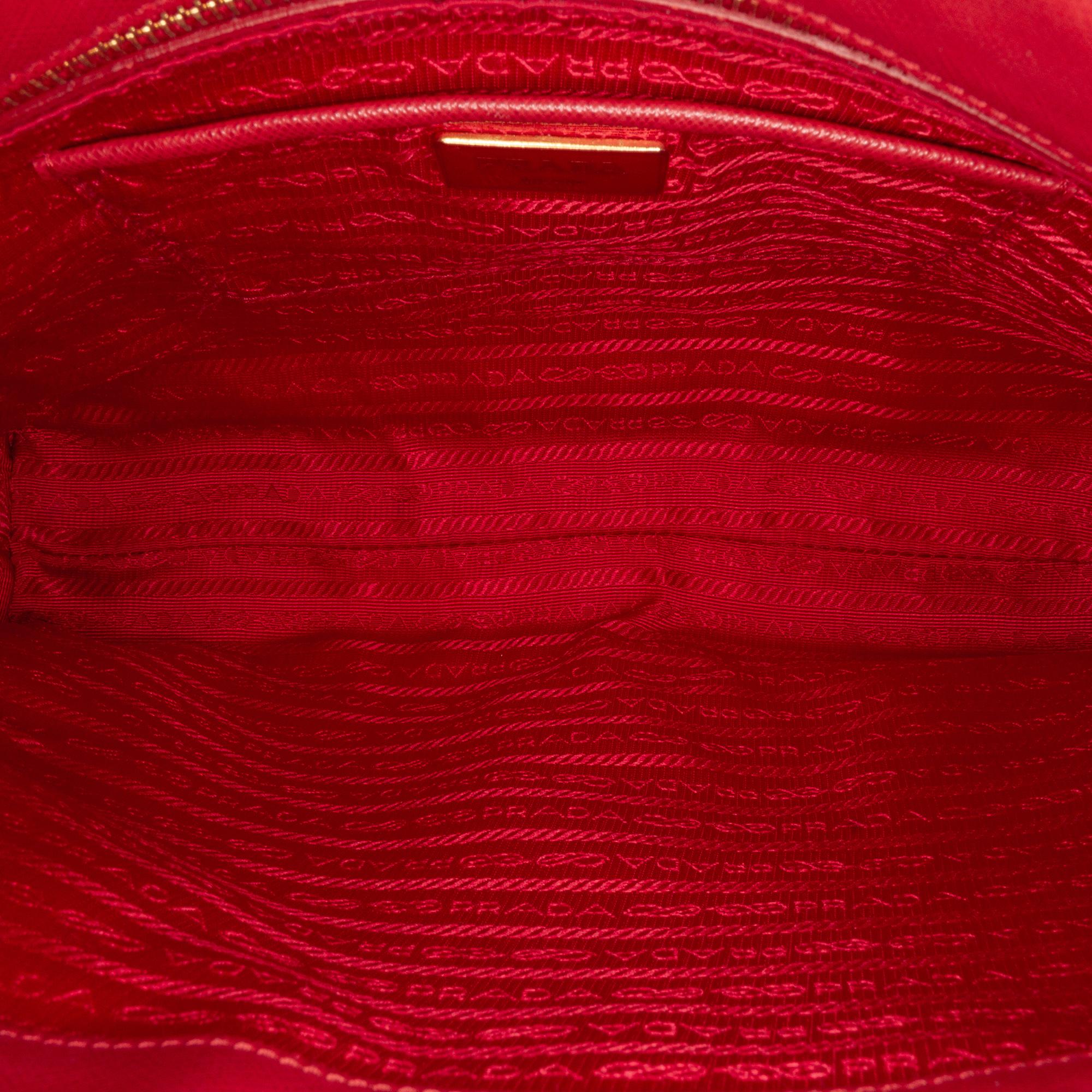 Prada Saffiano Lux Parabole Tote (SHG-aqGoHU)