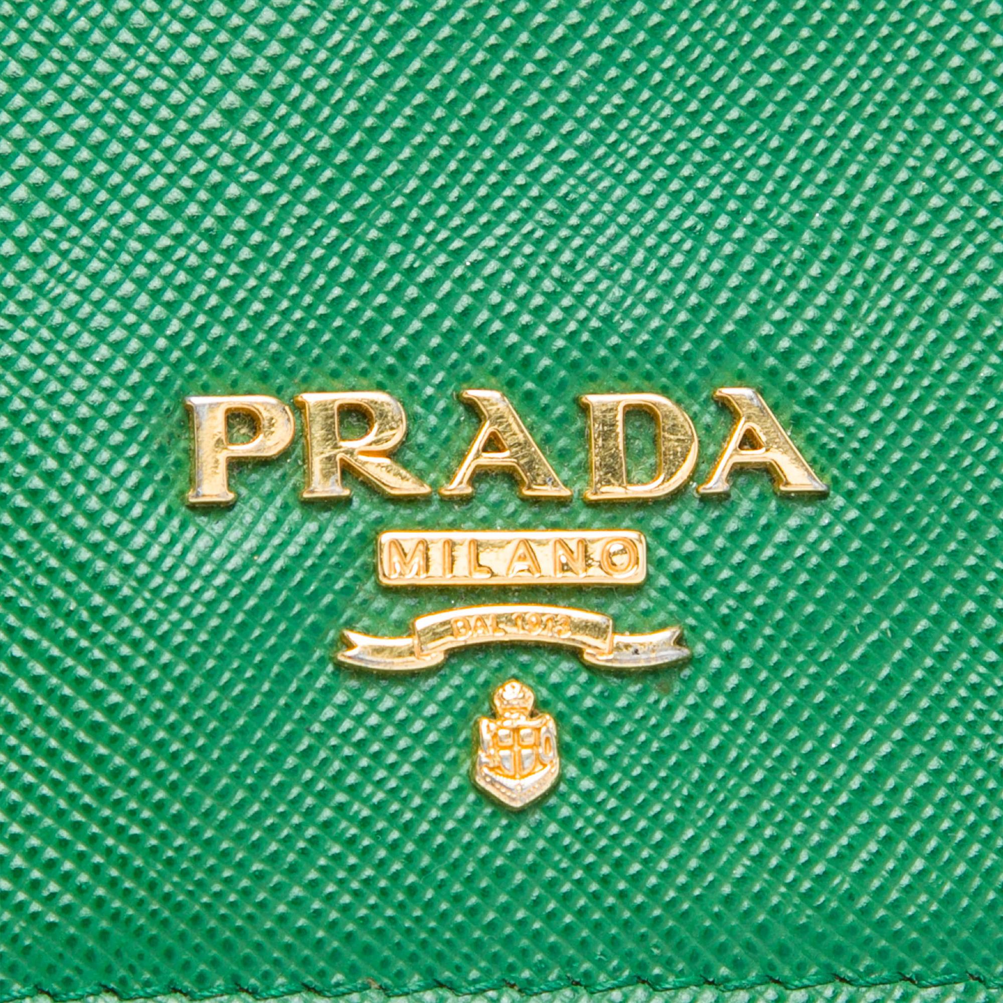Prada Saffiano Lux Wallet On Chain