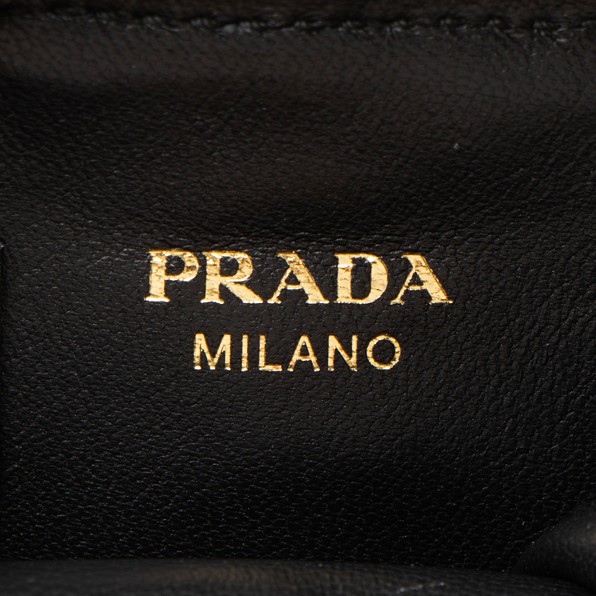 Prada Saffiano Re-Edition 2005 Crossbody