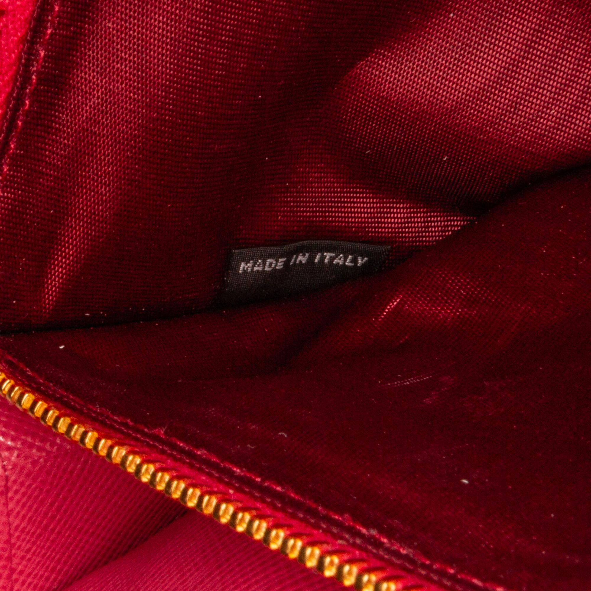 Prada Saffiano Wallet On Chain (SHG-Oo2xgN)