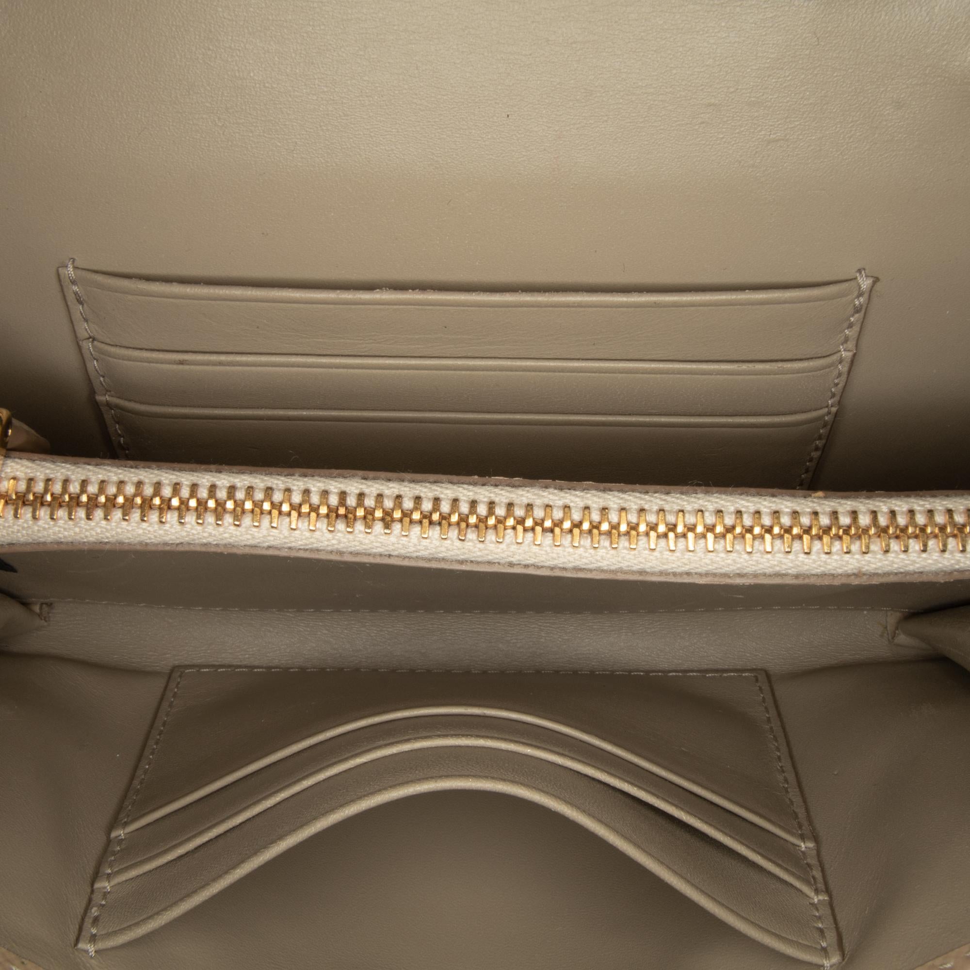 Prada Saffiano Wallet on Strap (SHG-tZ5YI1)