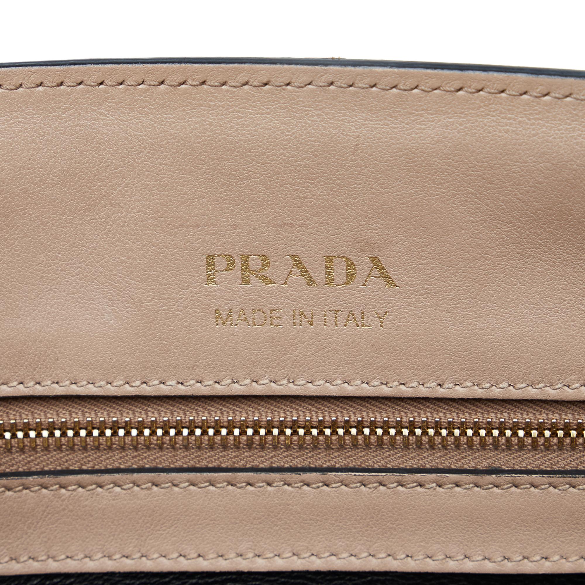 Prada Saffiano & City Calf Bibliotheque Bag (SHG-wE2mgA)