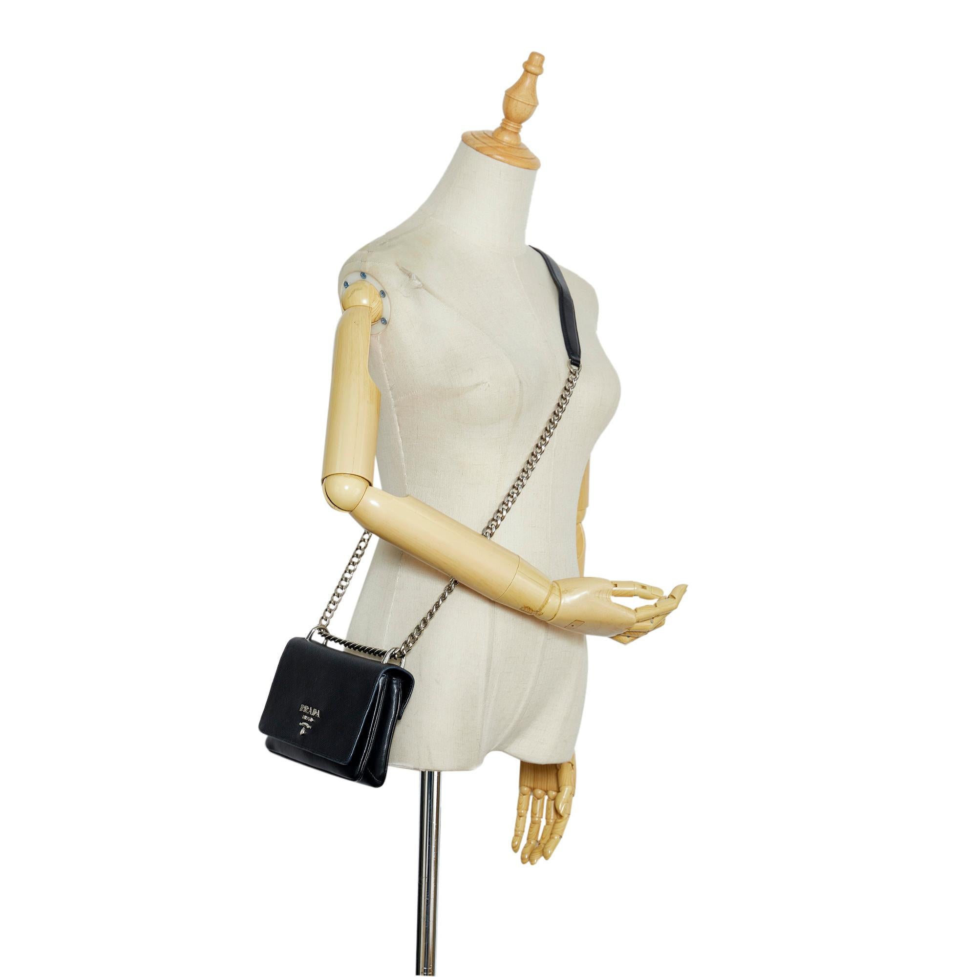 Prada Saffiano and City Calf Chain Crossbody Bag (SHG-CNo78j)