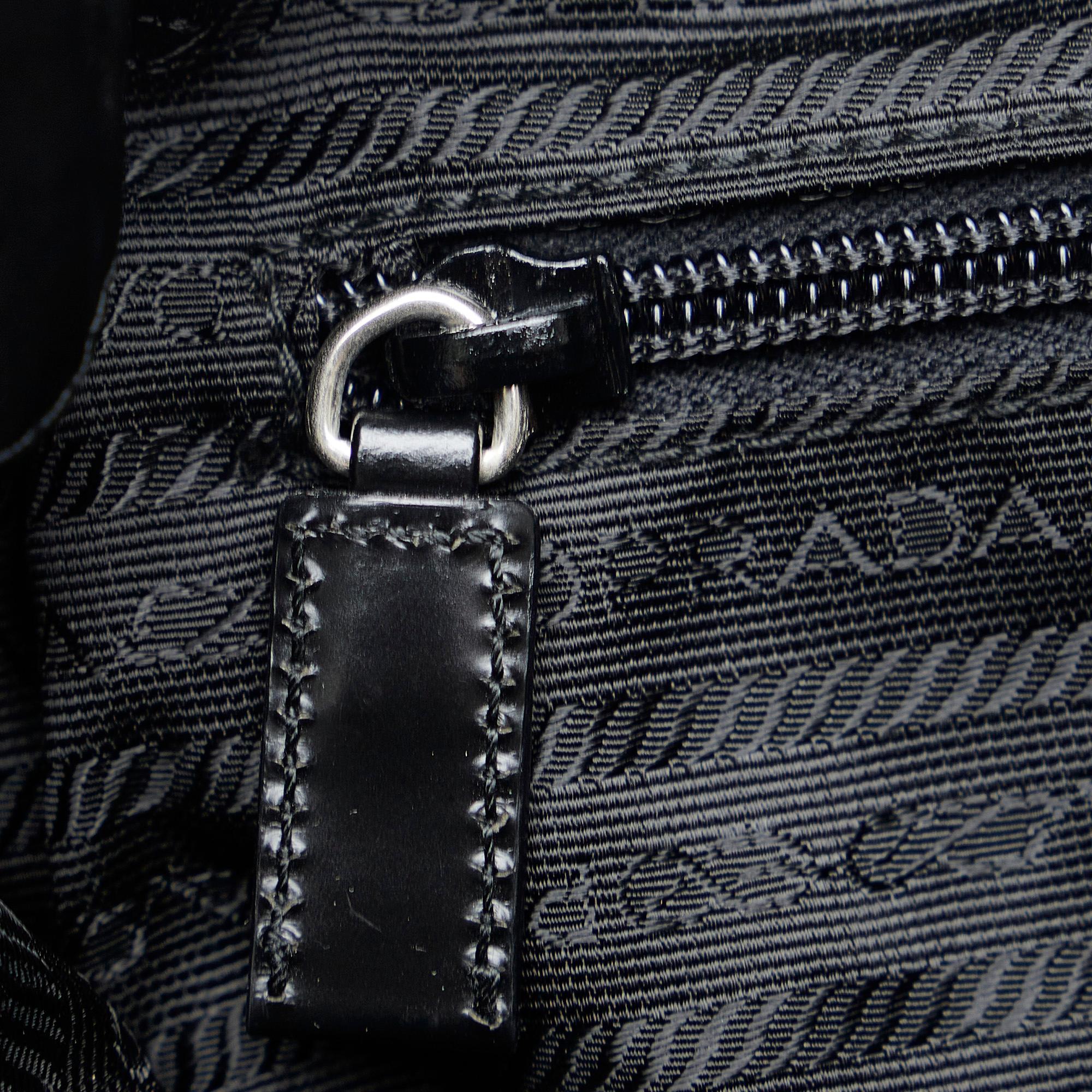 Prada Tessuto Backpack (SHG-oF1E9W)