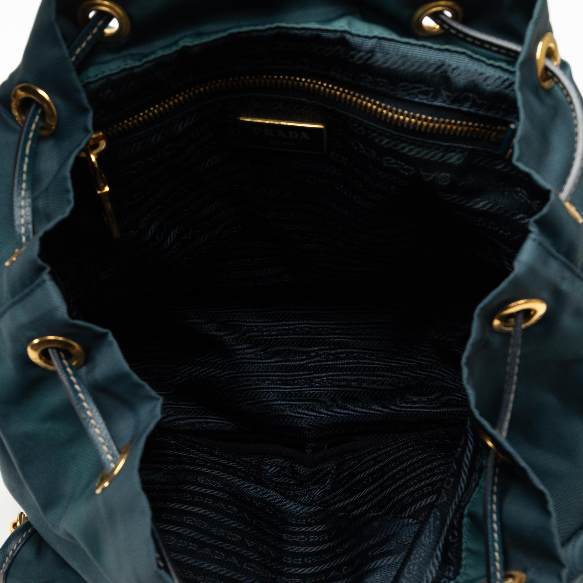 Prada Tessuto Backpack (SHG-JlynbU)