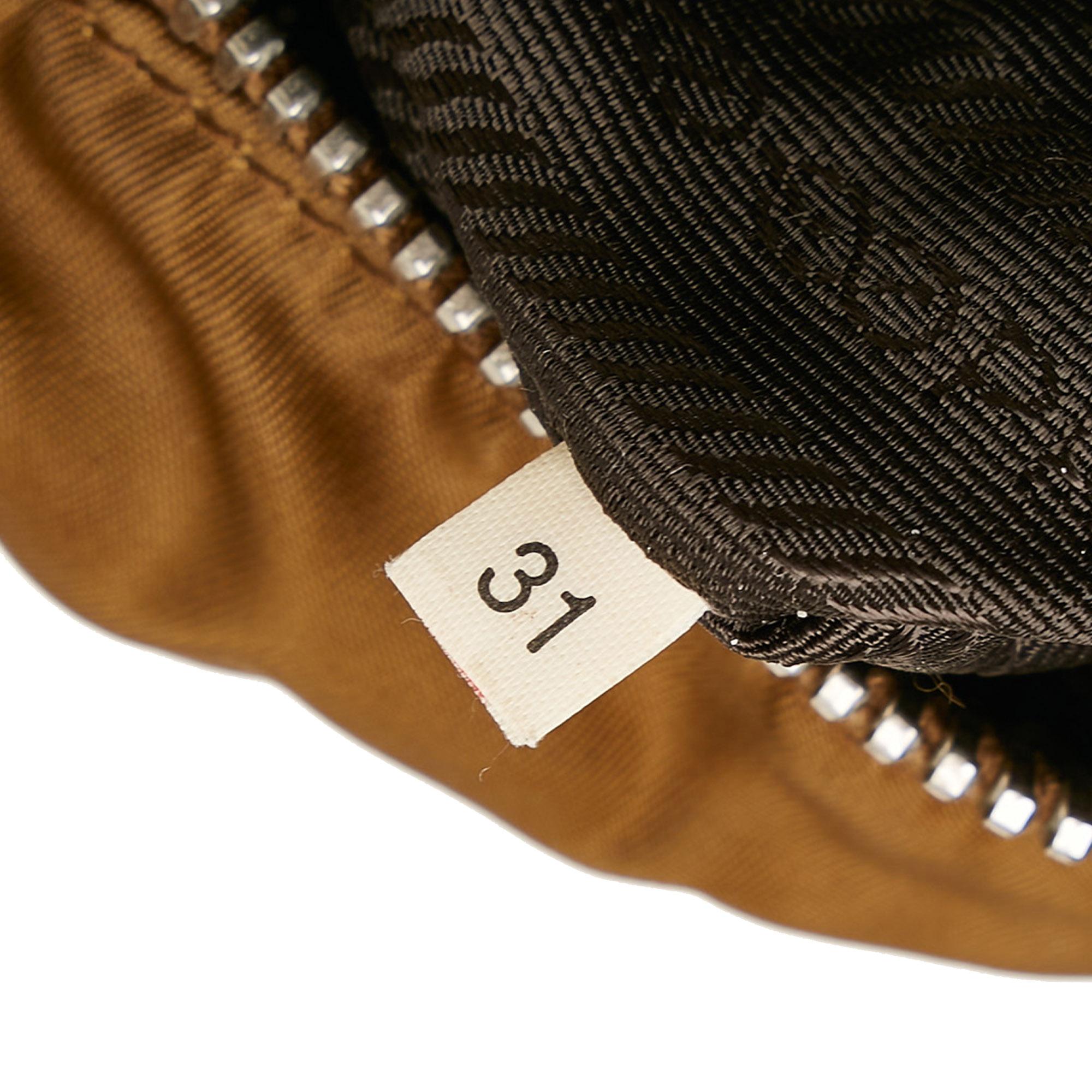 Prada Tessuto Boston Bag (SHG-MKVaQA)