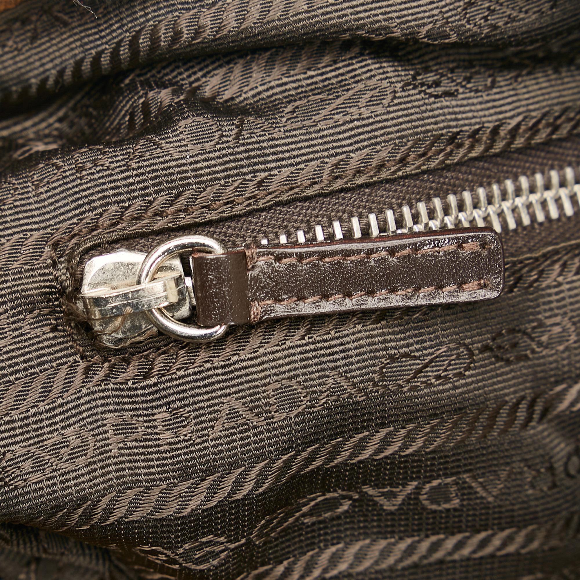 Prada Tessuto Boston Bag (SHG-MKVaQA)