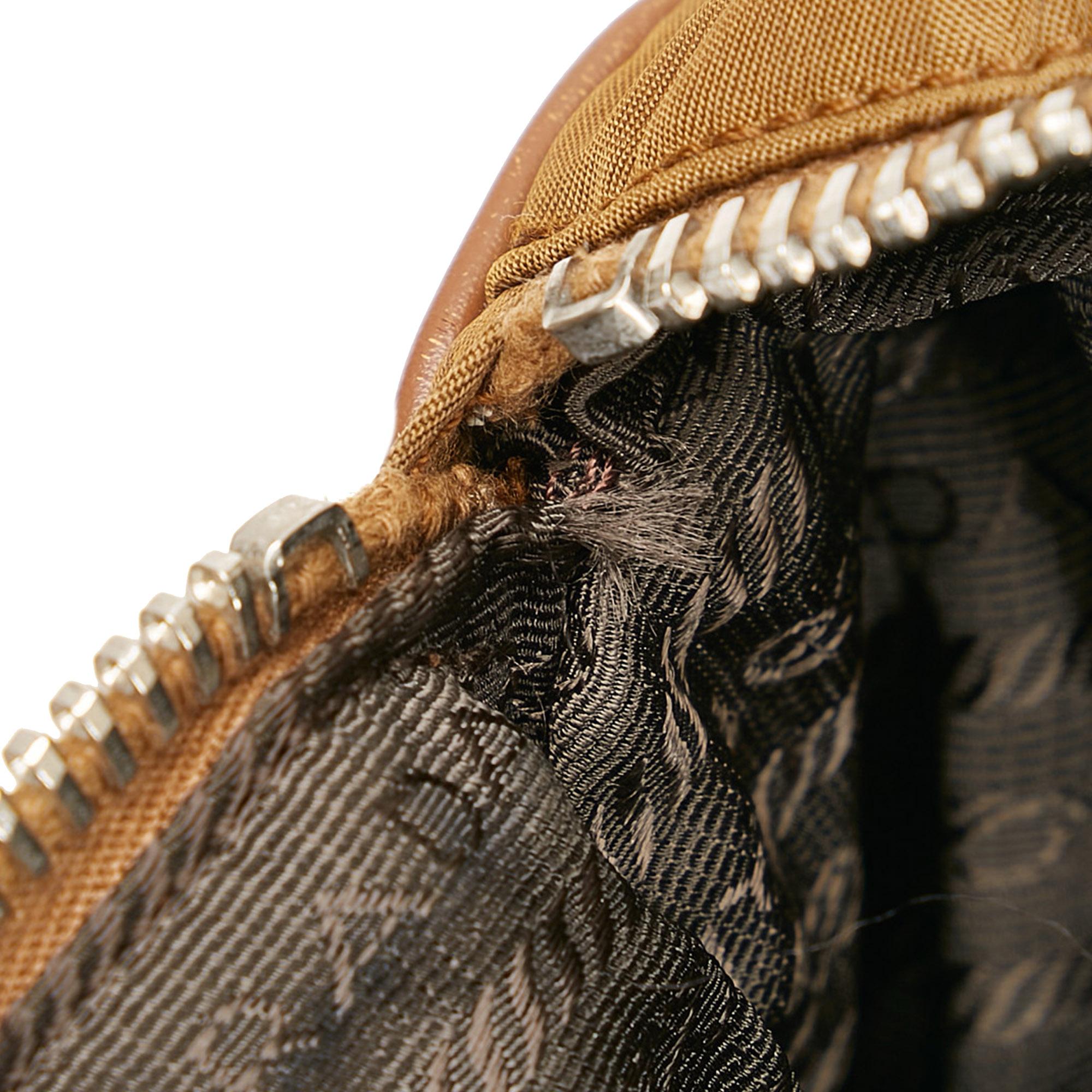 Prada Tessuto Boston Bag (SHG-MKVaQA)