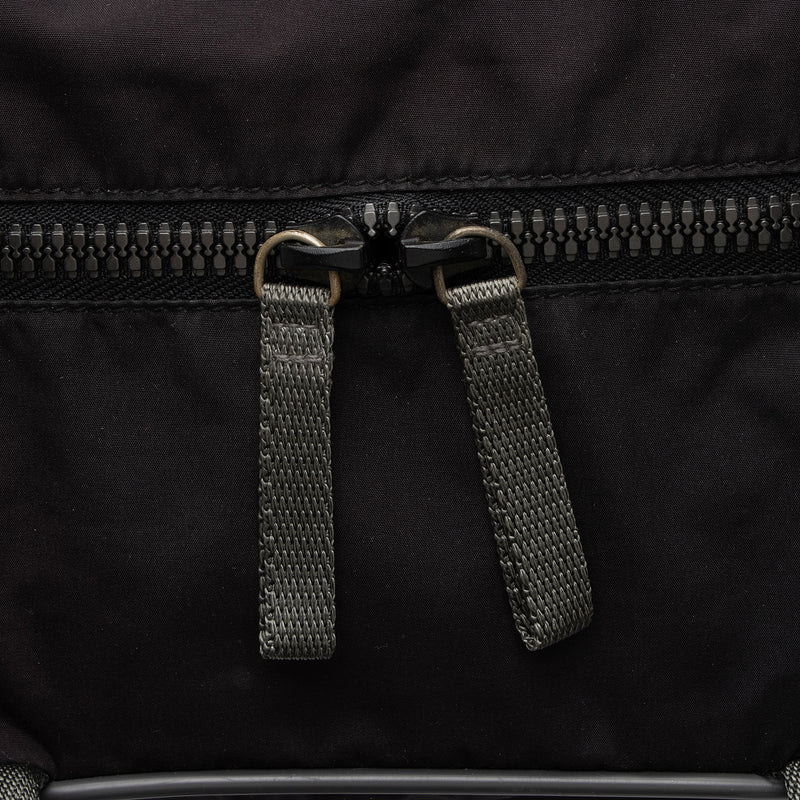 Prada Tessuto Small Duffle Bag (SHF-eCcYuP)