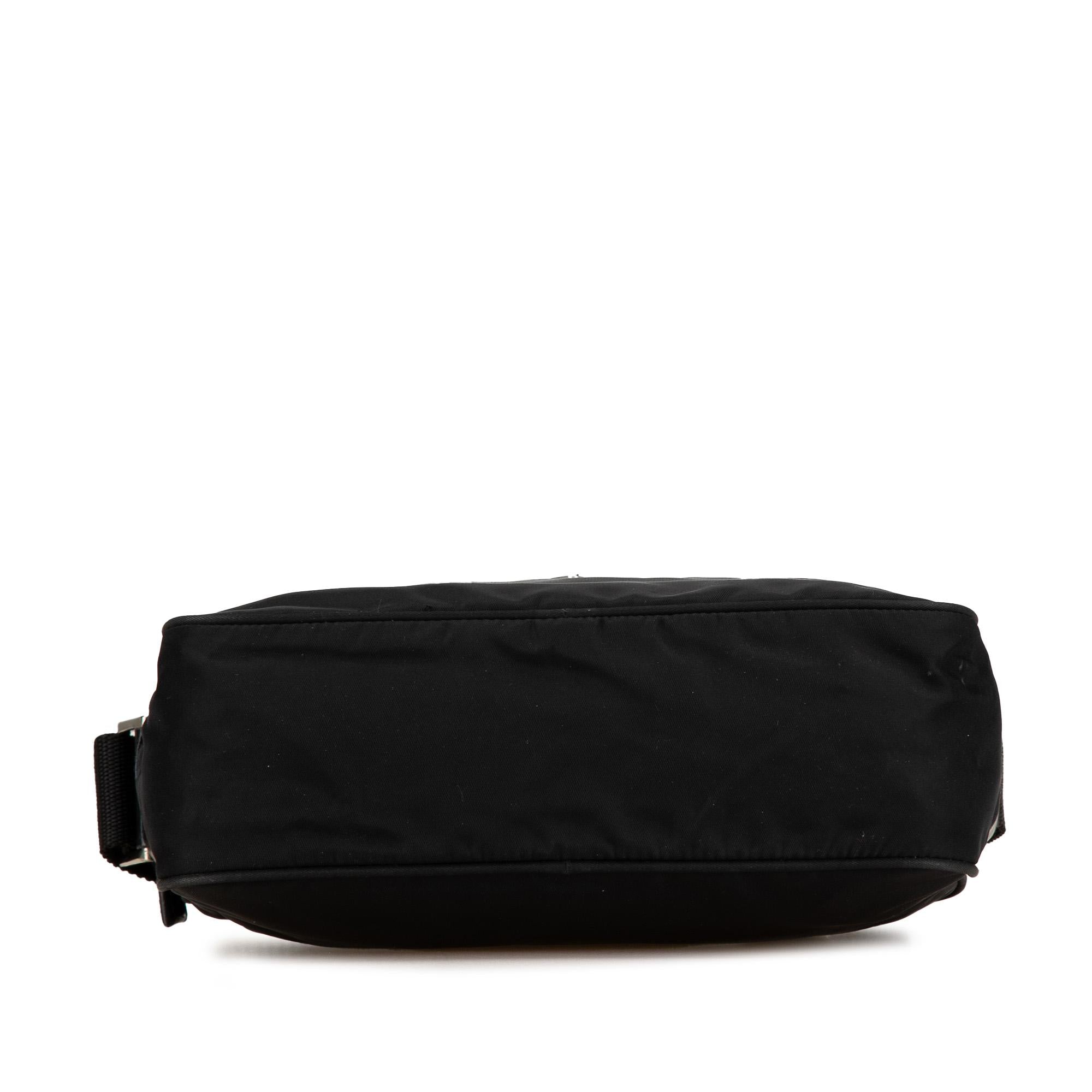Prada Tessuto Camera Bag (SHG-QXNrO0)