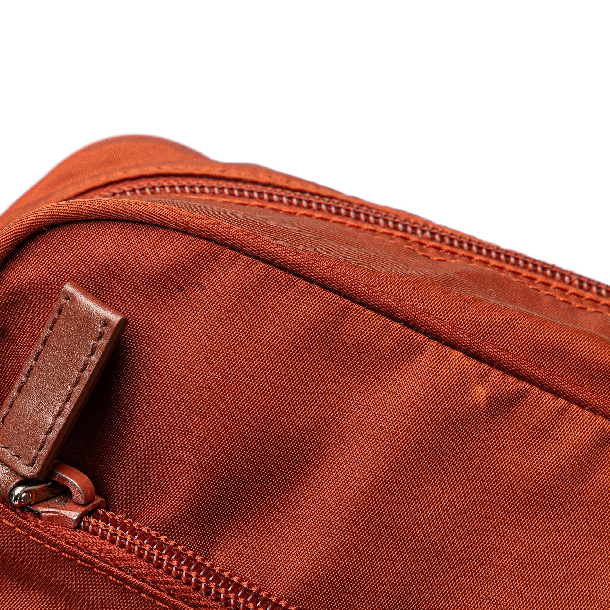 Prada Tessuto Camera Bag (SHG-BdyeAh)